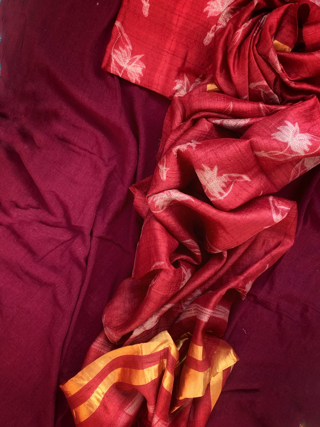 Handwoven & Handmade Tussar Shibori Kurta Dupatta Set - Tomato Red