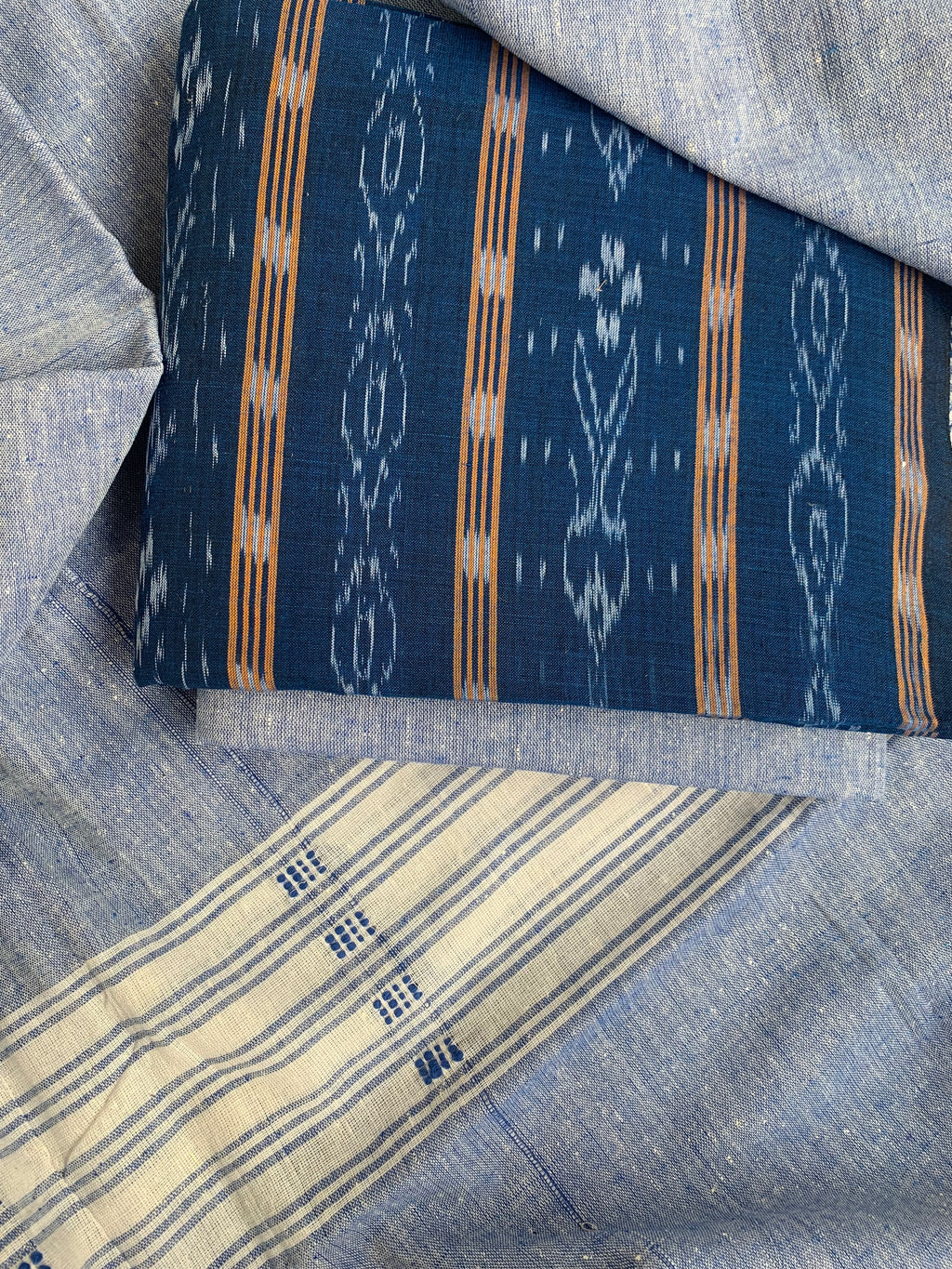 Handcrafted cotton suit
