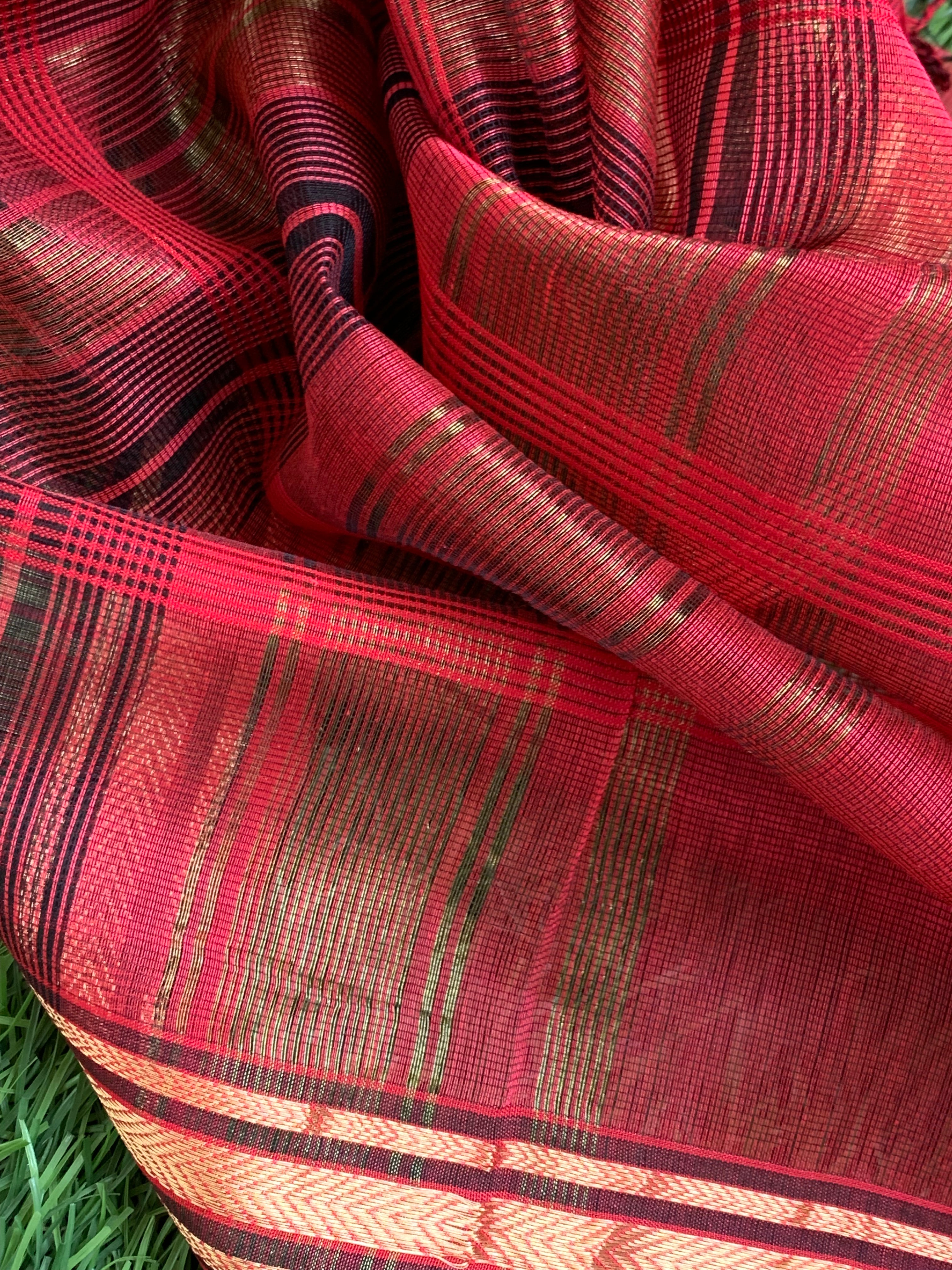 Handwoven Maheshwari Kurta dupatta set