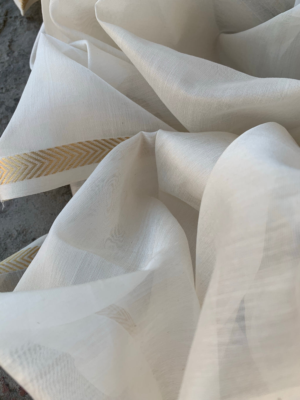 Handwoven Maheshwari Kurta dupatta set