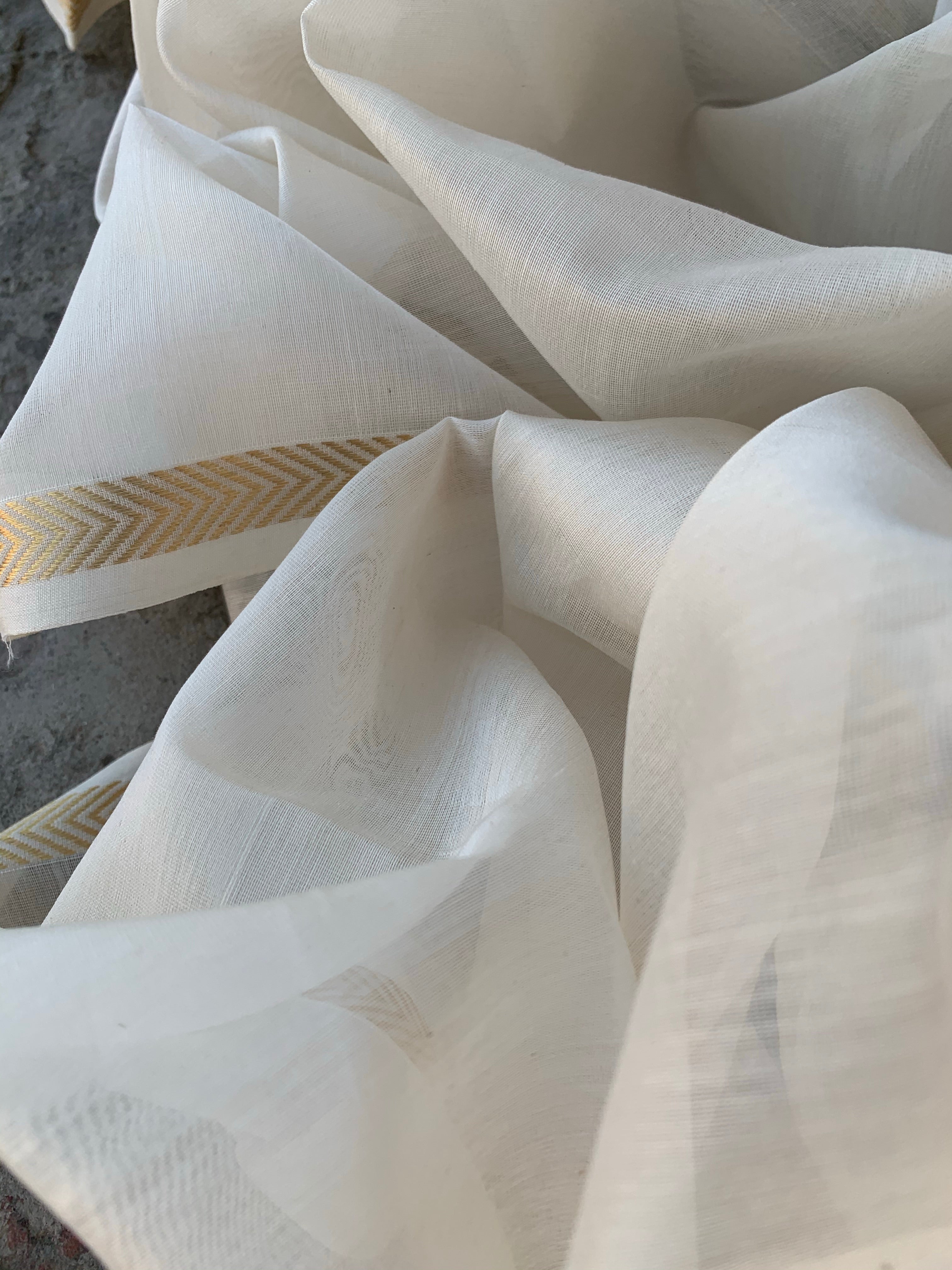 Handwoven Maheshwari Kurta dupatta set