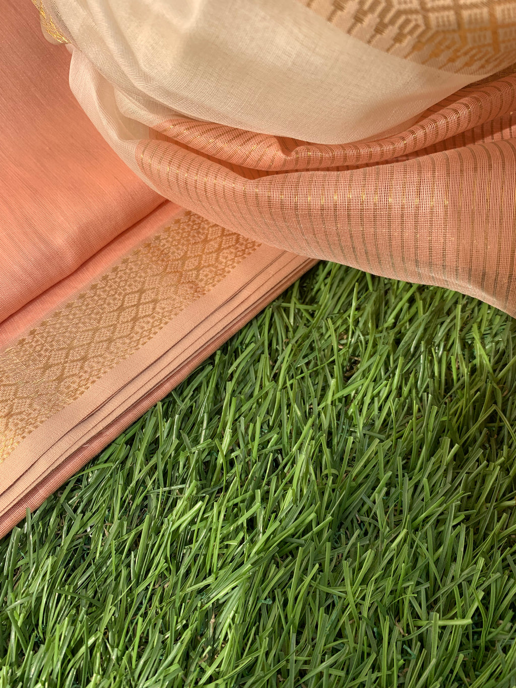 Handwoven Maheshwari Kurta dupatta set