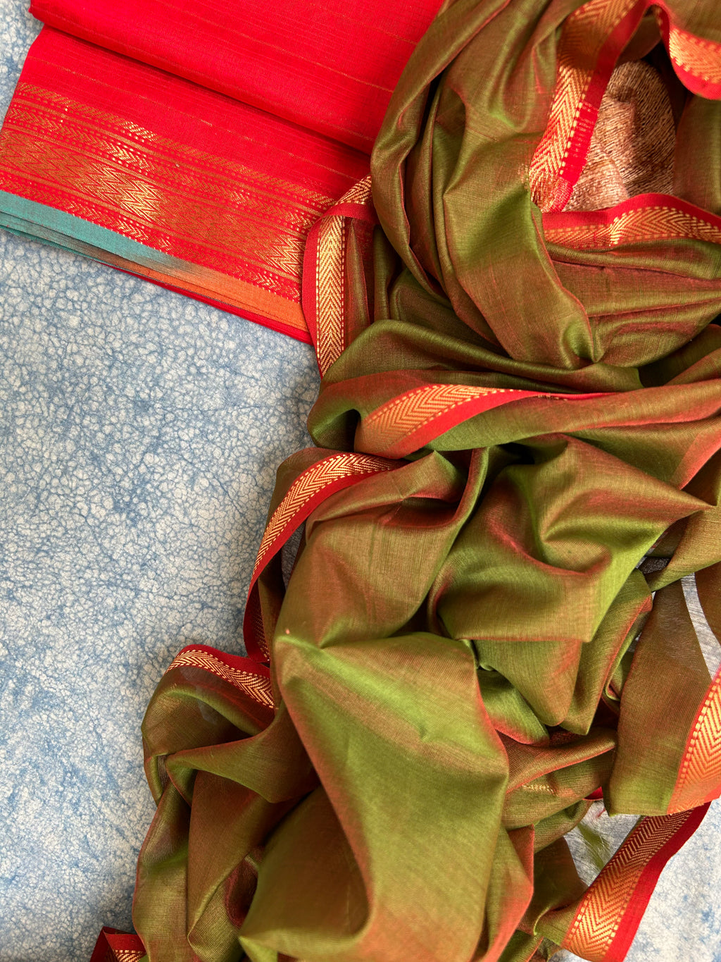 Handwoven Maheshwari Kurta Dupatta Set