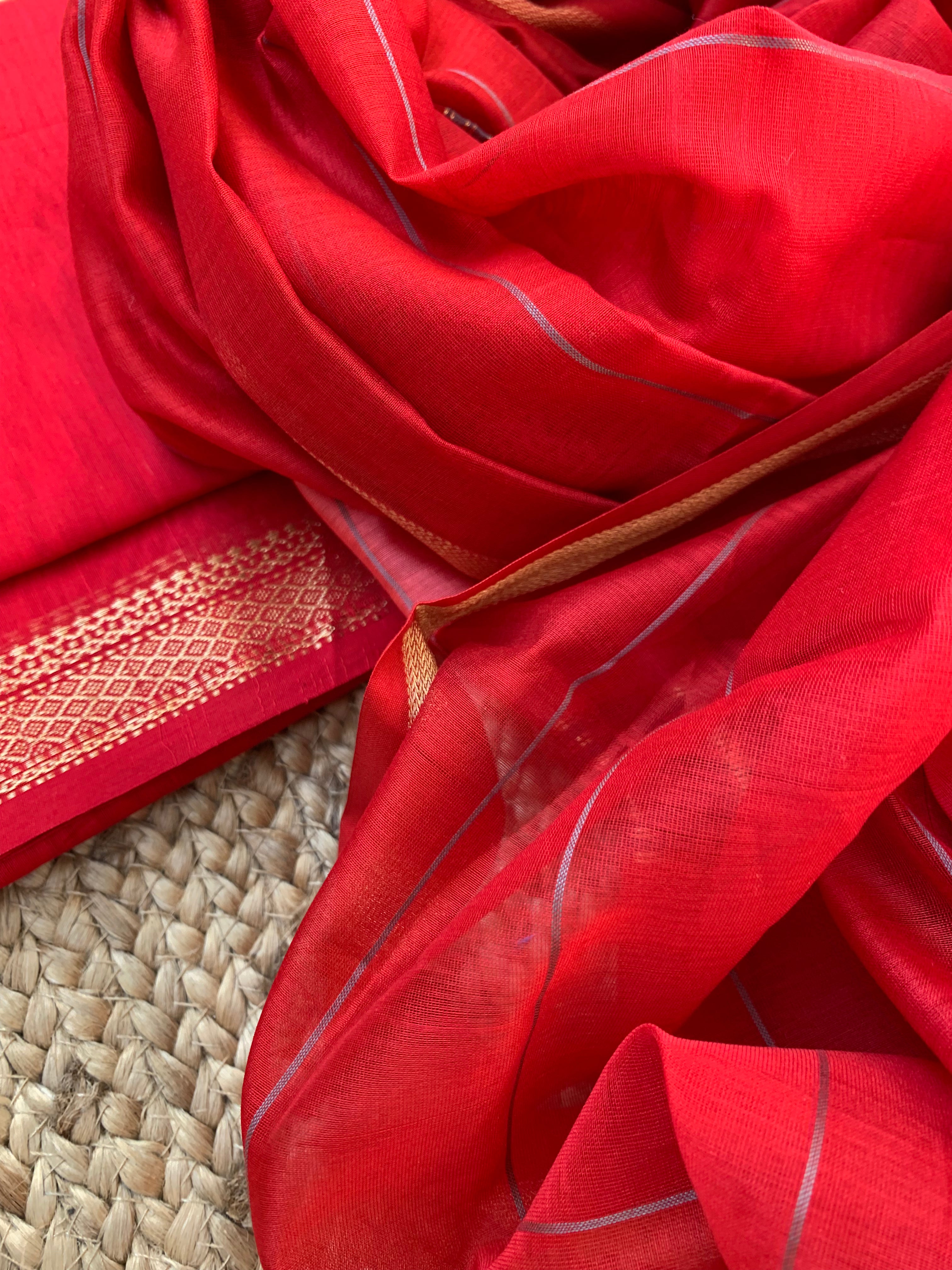 Handwoven Maheshwari Kurta dupatta set