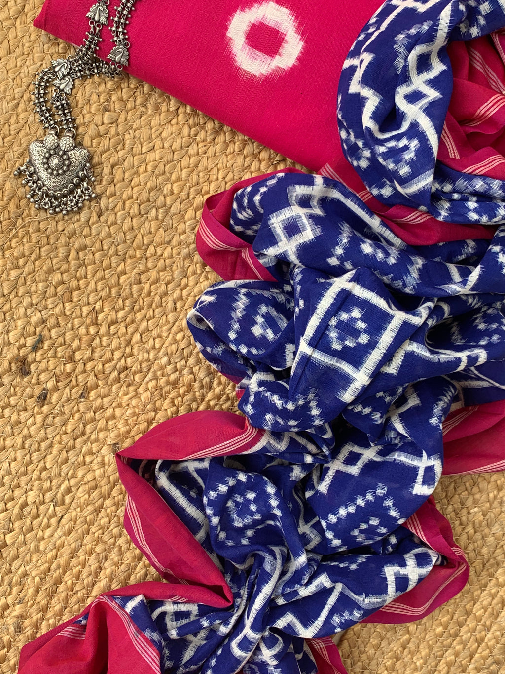 Handwoven Double Ikat Kurta Telia Dupatta Set