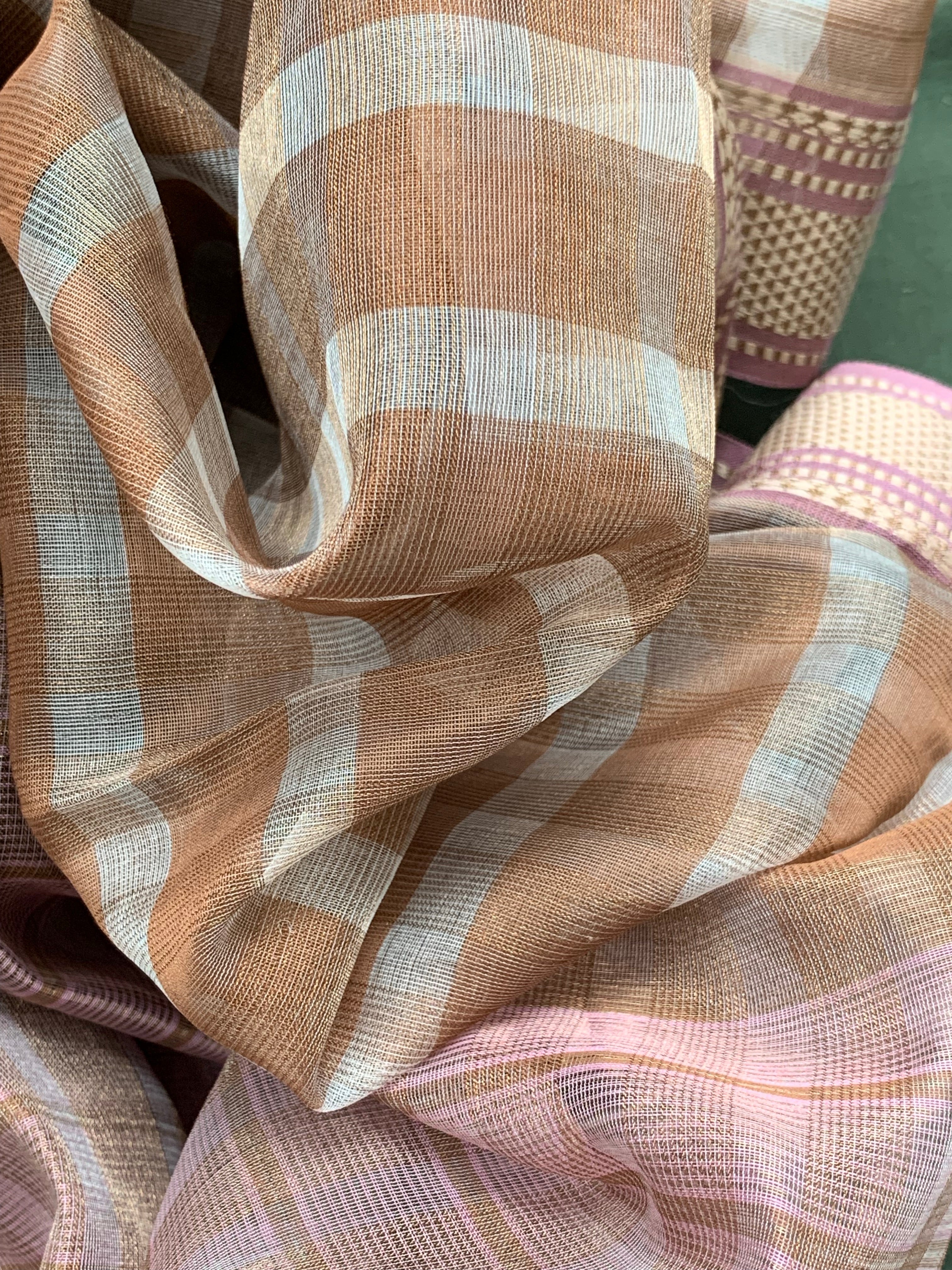 Handwoven Maheshwari Kurta dupatta set