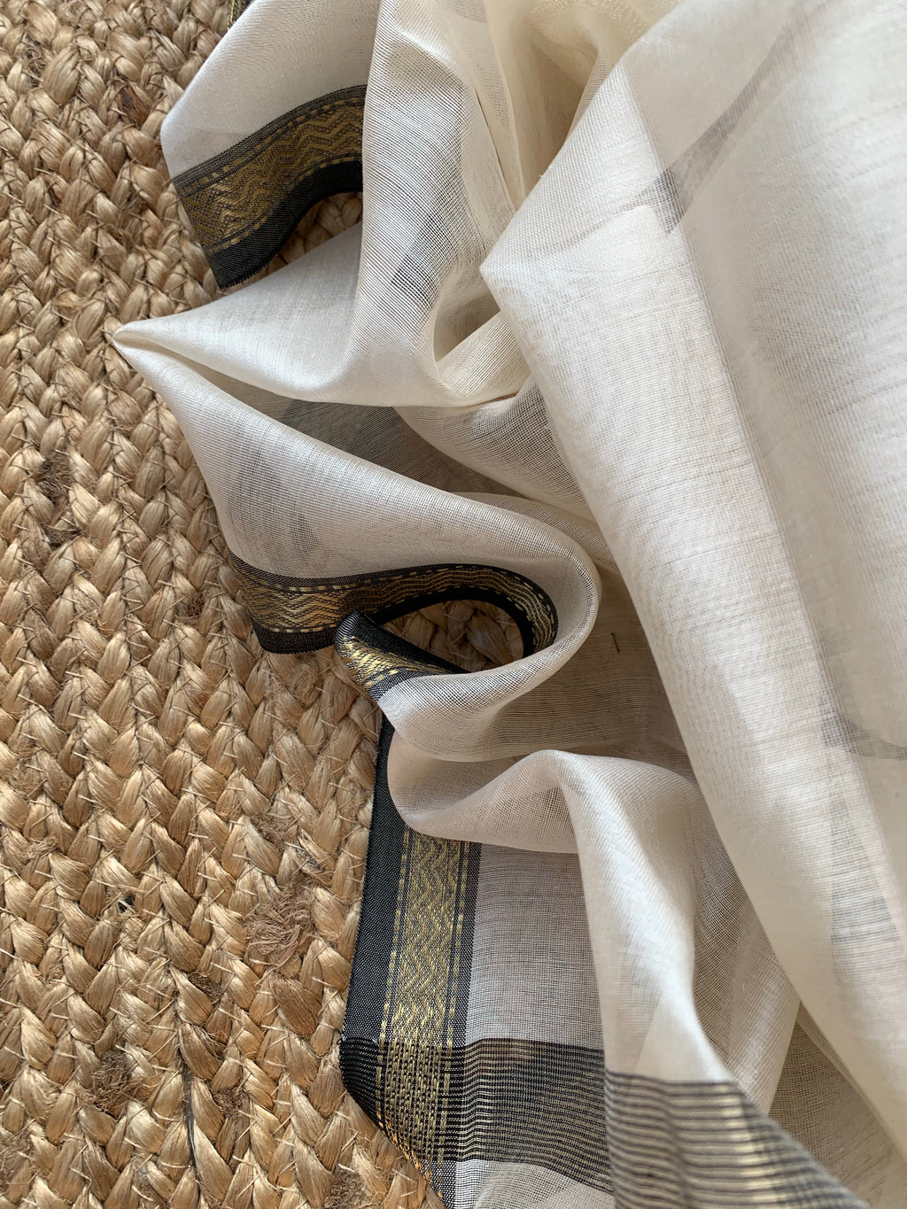 Handwoven Maheshwari Kurta dupatta set