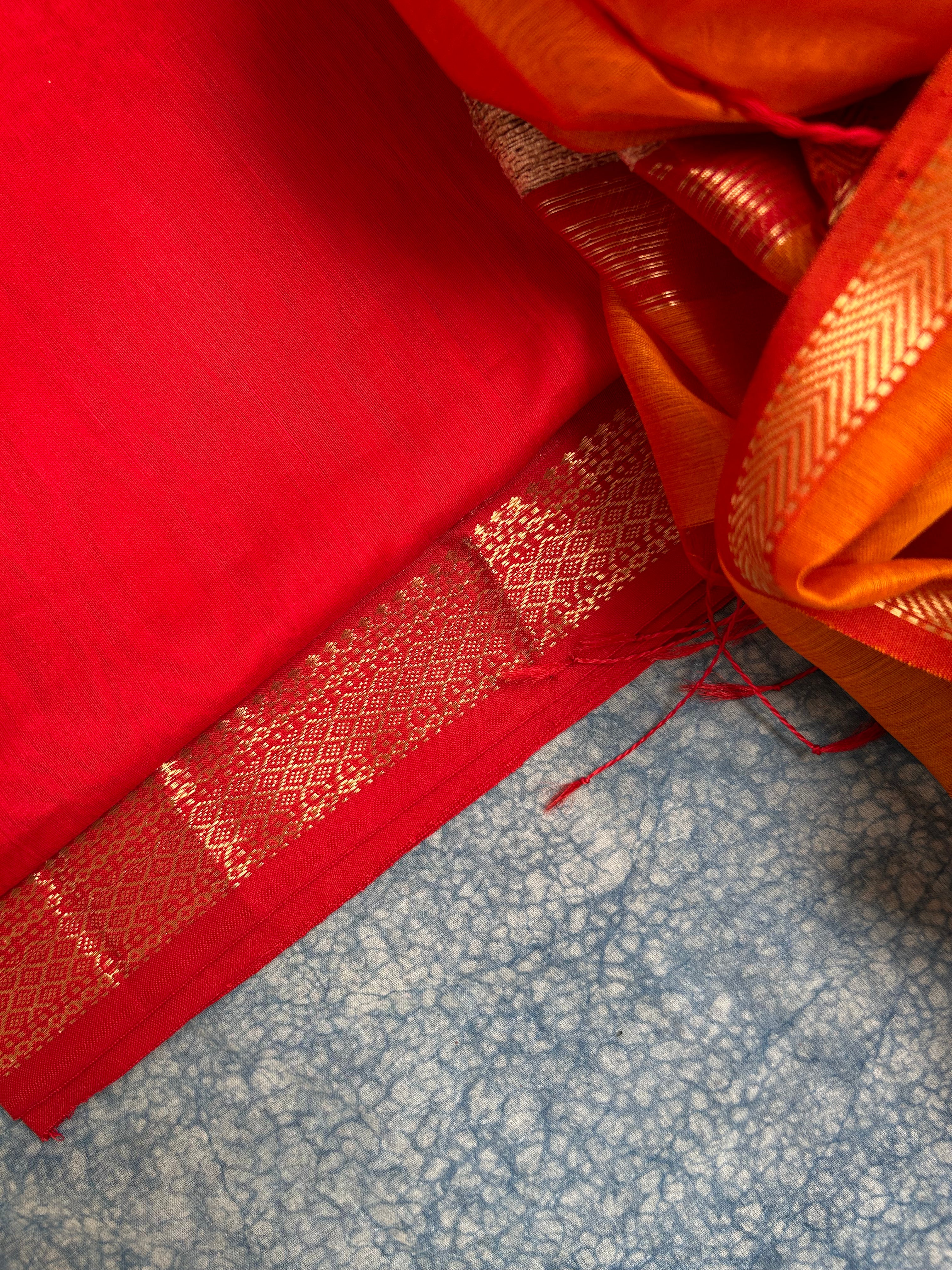 Handwoven Maheshwari Kurta Dupatta Set