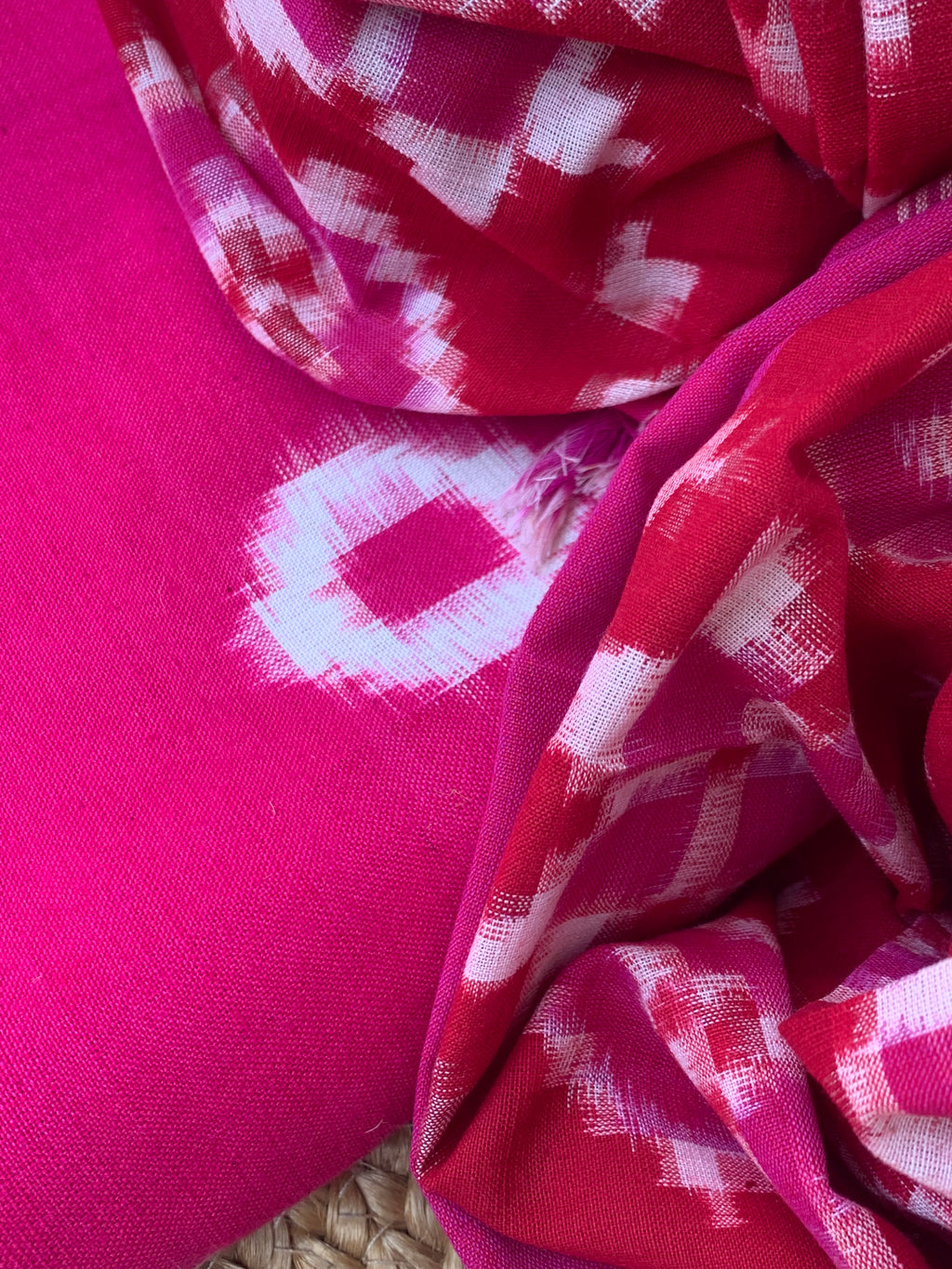 Handwoven Double Ikat Kurta Telia Dupatta Set