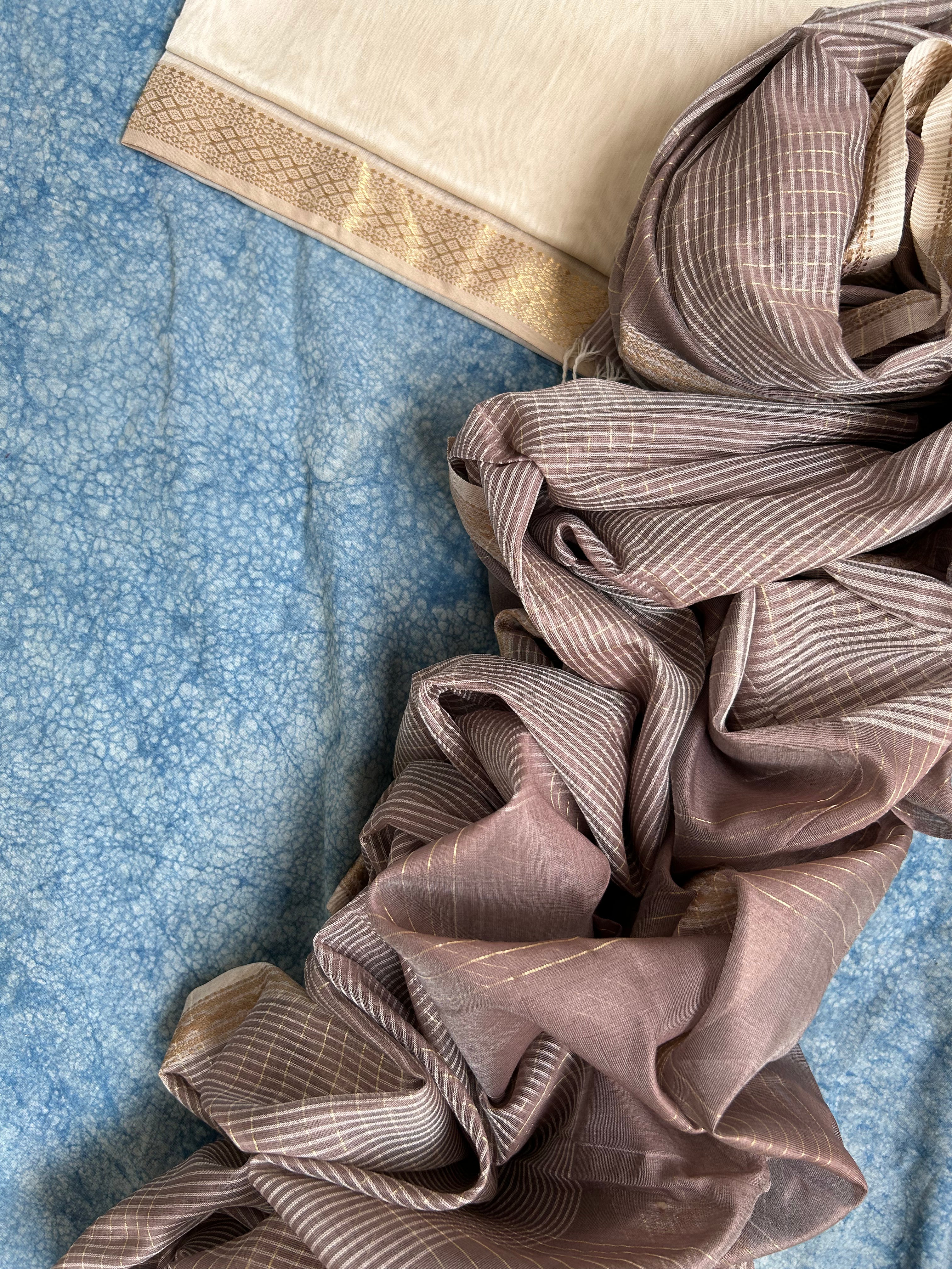 Handwoven Maheshwari Kurta Dupatta Set