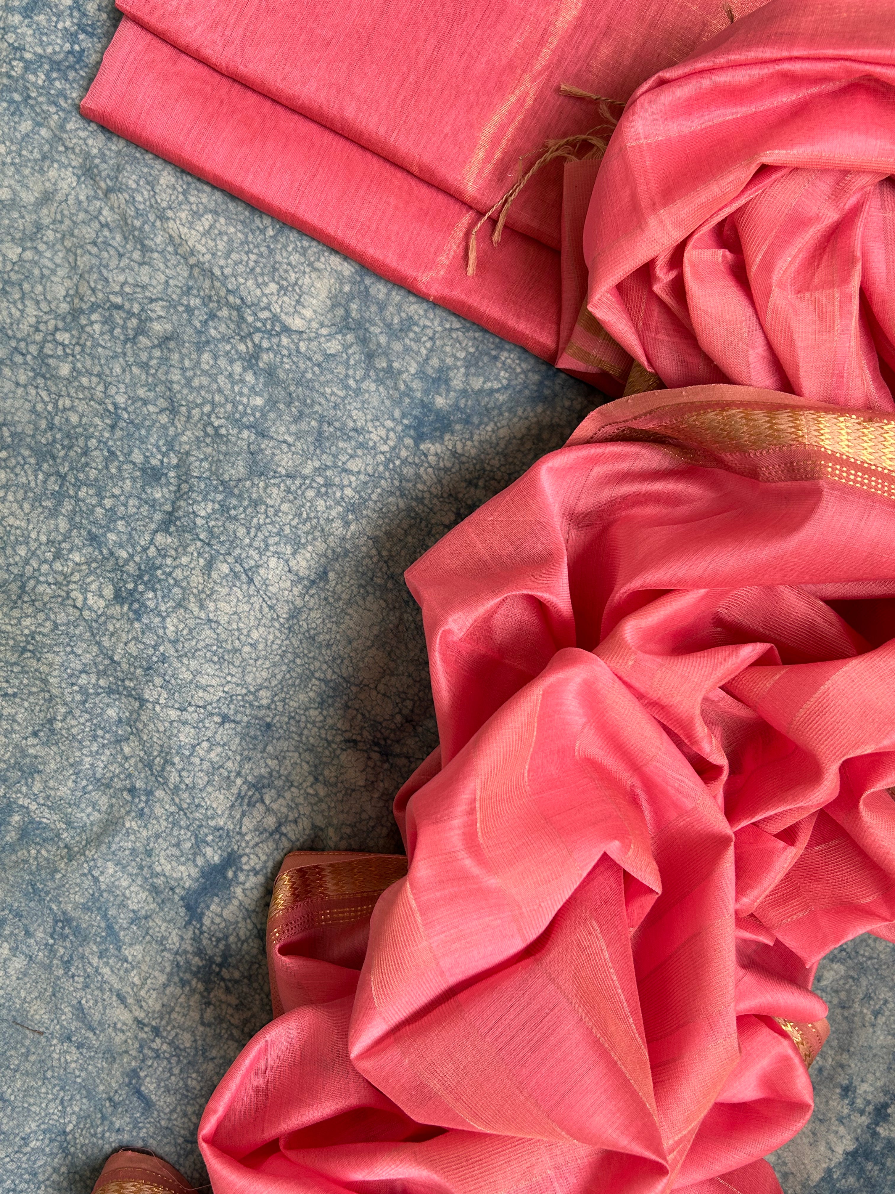 Handwoven Maheshwari Kurta Dupatta Set