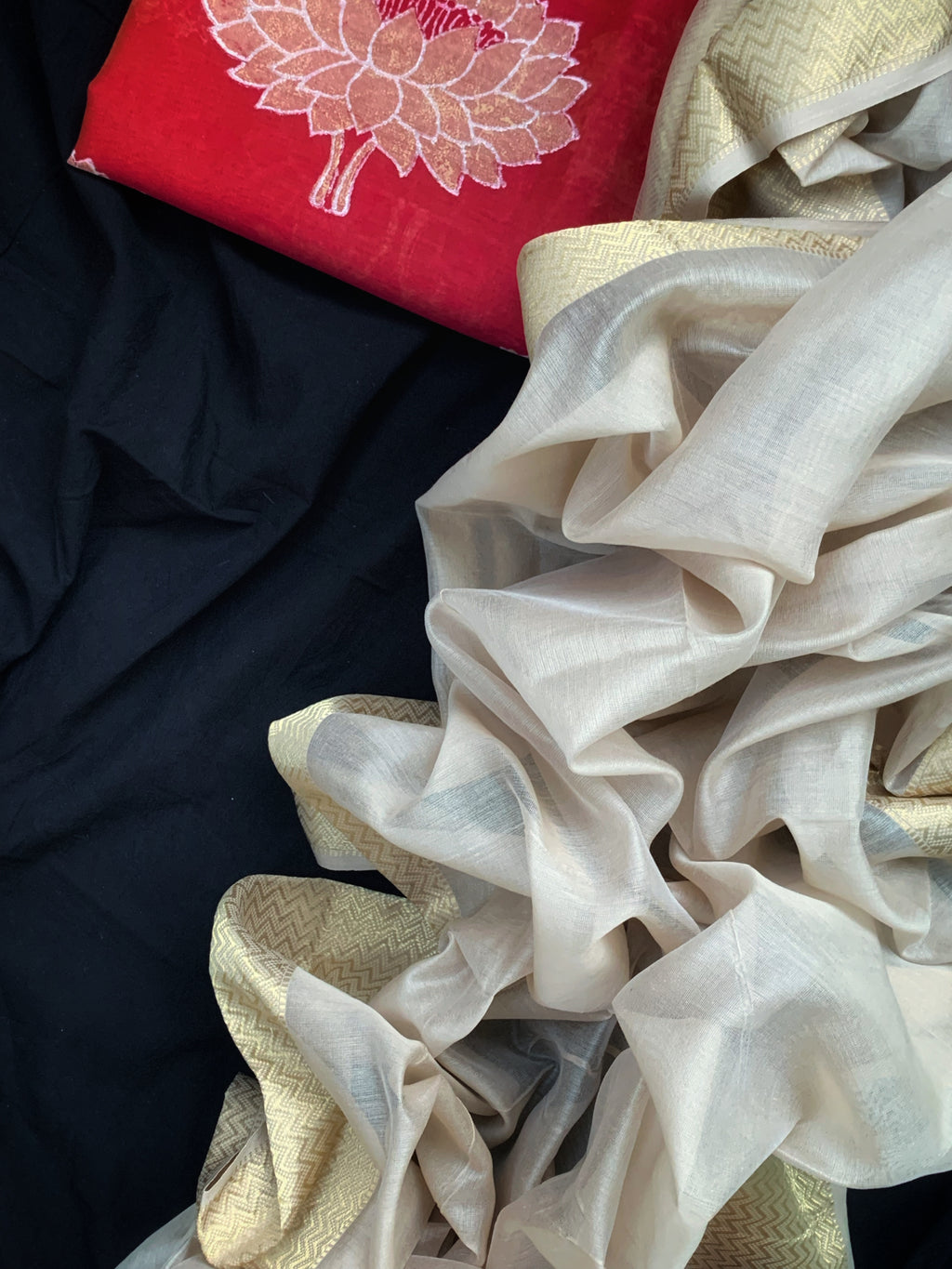 Handwoven Maheshwari Kurta dupatta set