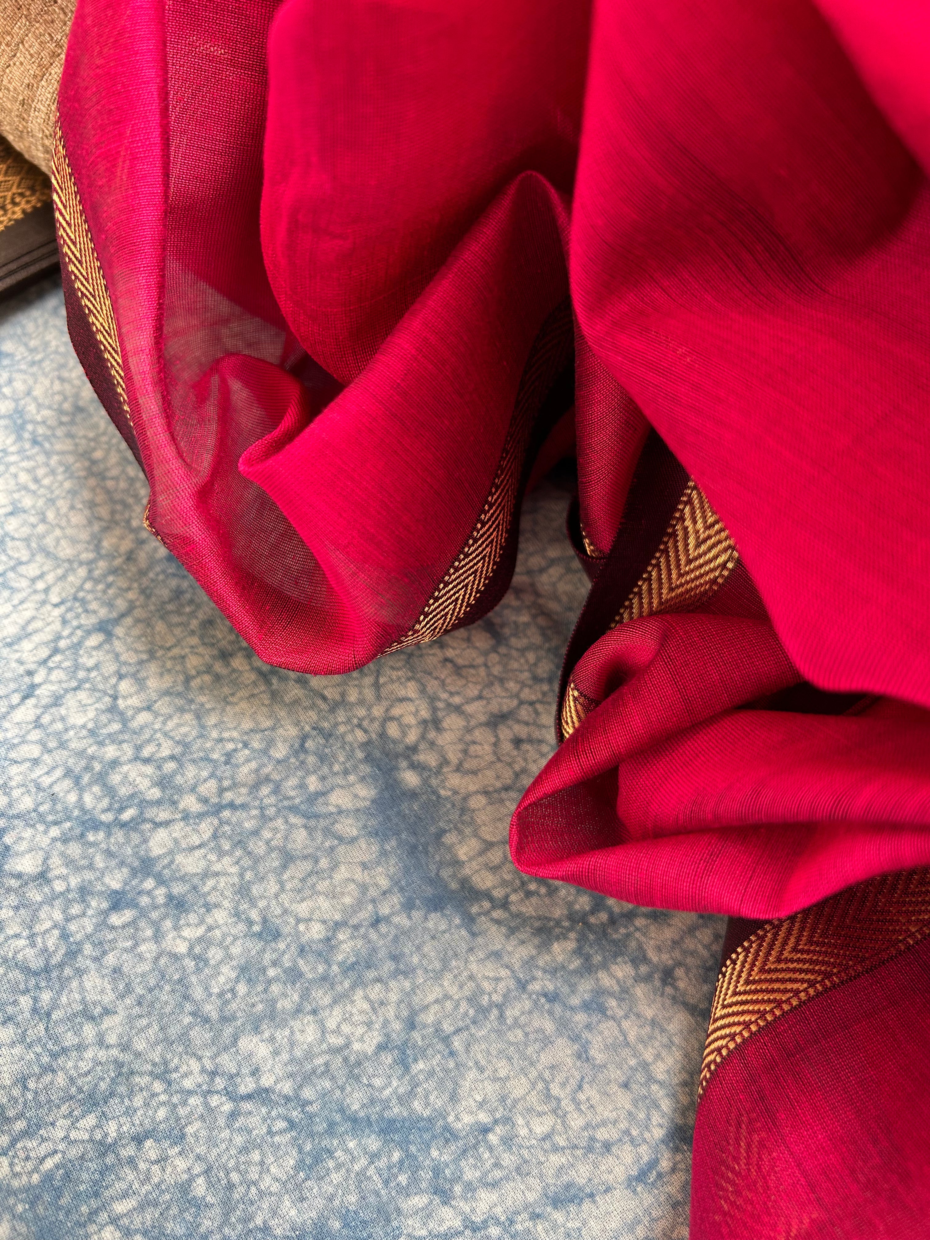 Handwoven Maheshwari Kurta Dupatta Set