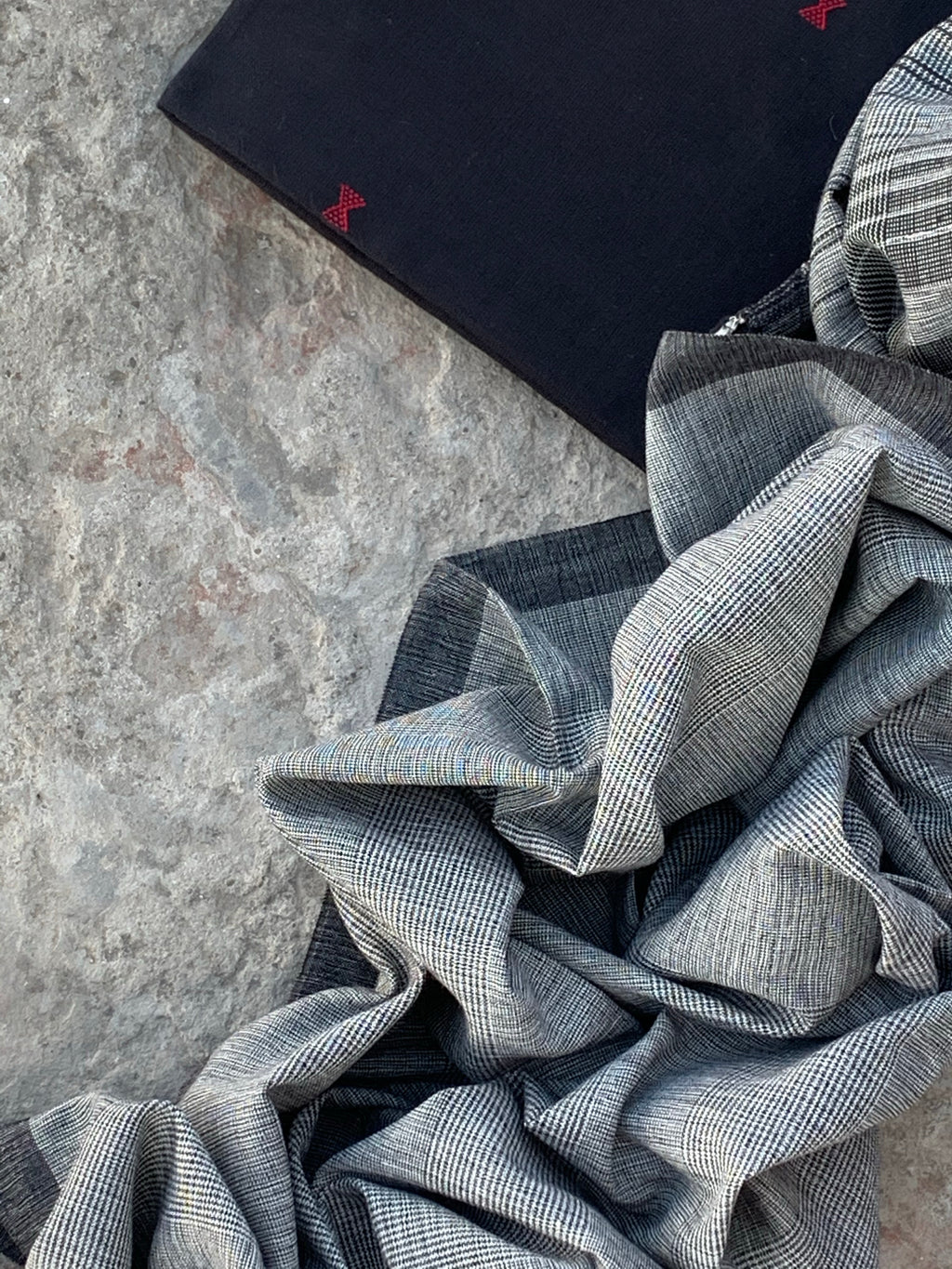 Handwoven Bhujodi Kurta Dupatta Set