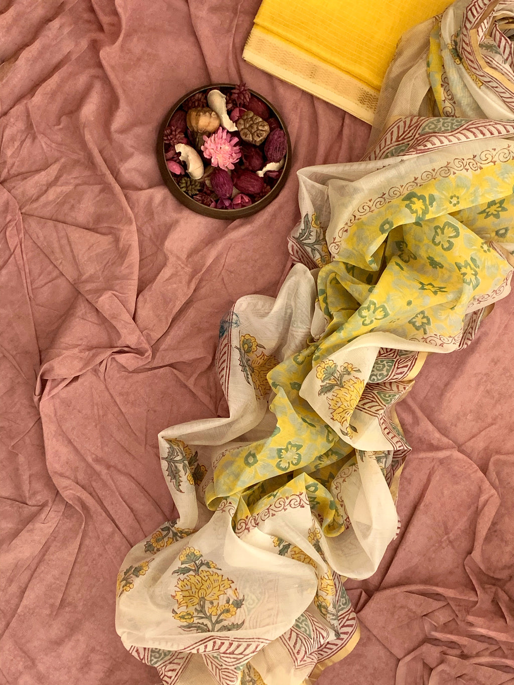 Handwoven Maheshwari Kurta dupatta set