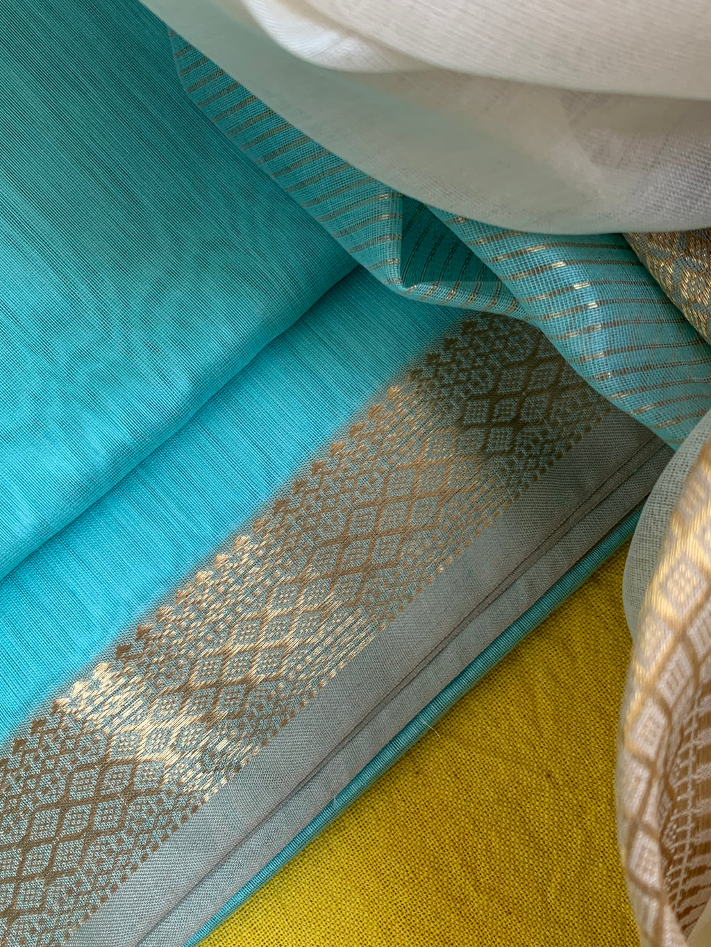 Handwoven Maheshwari Kurta dupatta set