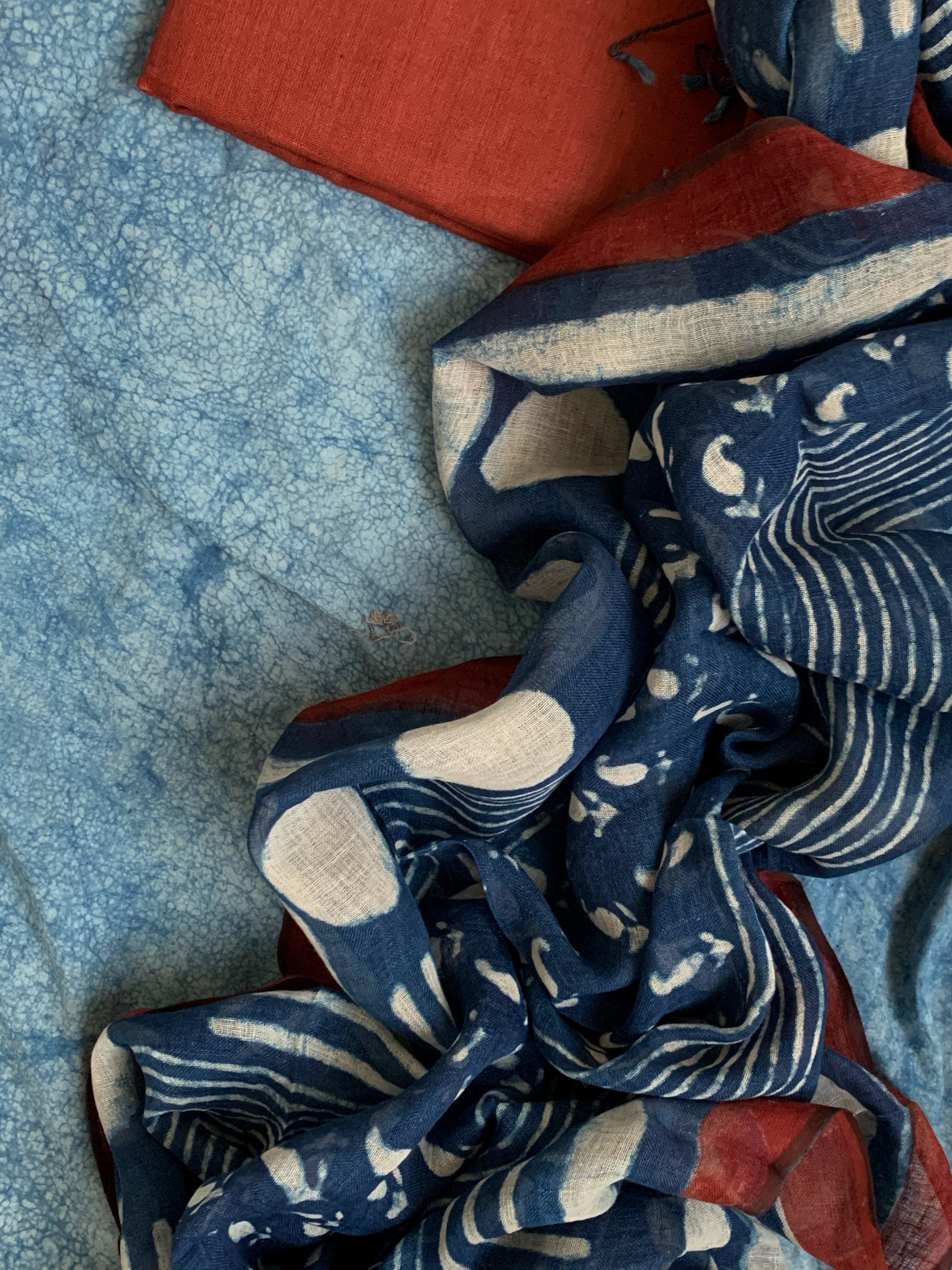 Handcrafted Linen Kurta Dupatta Set