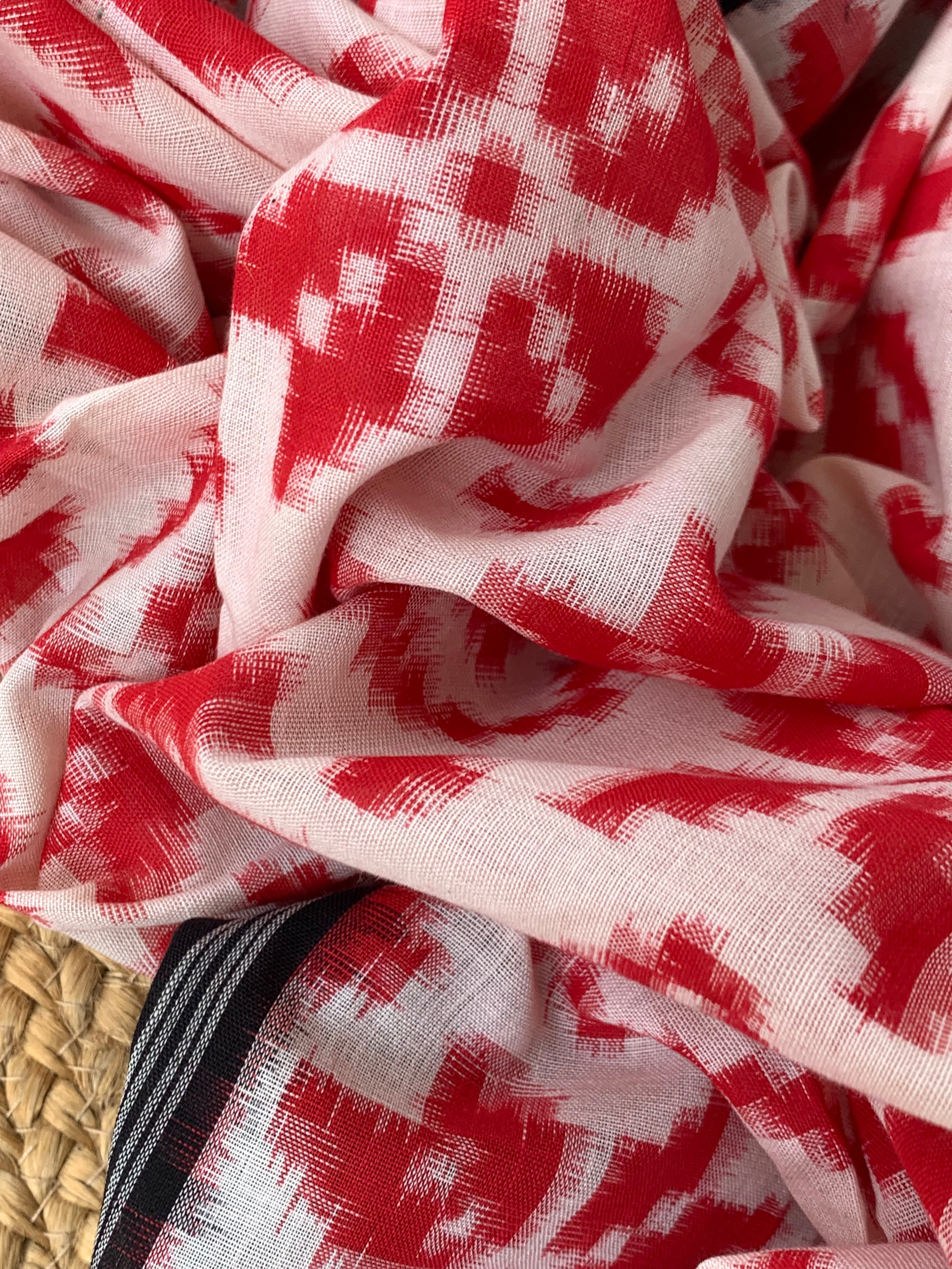 Handwoven Double Ikat Kurta Telia Dupatta Set