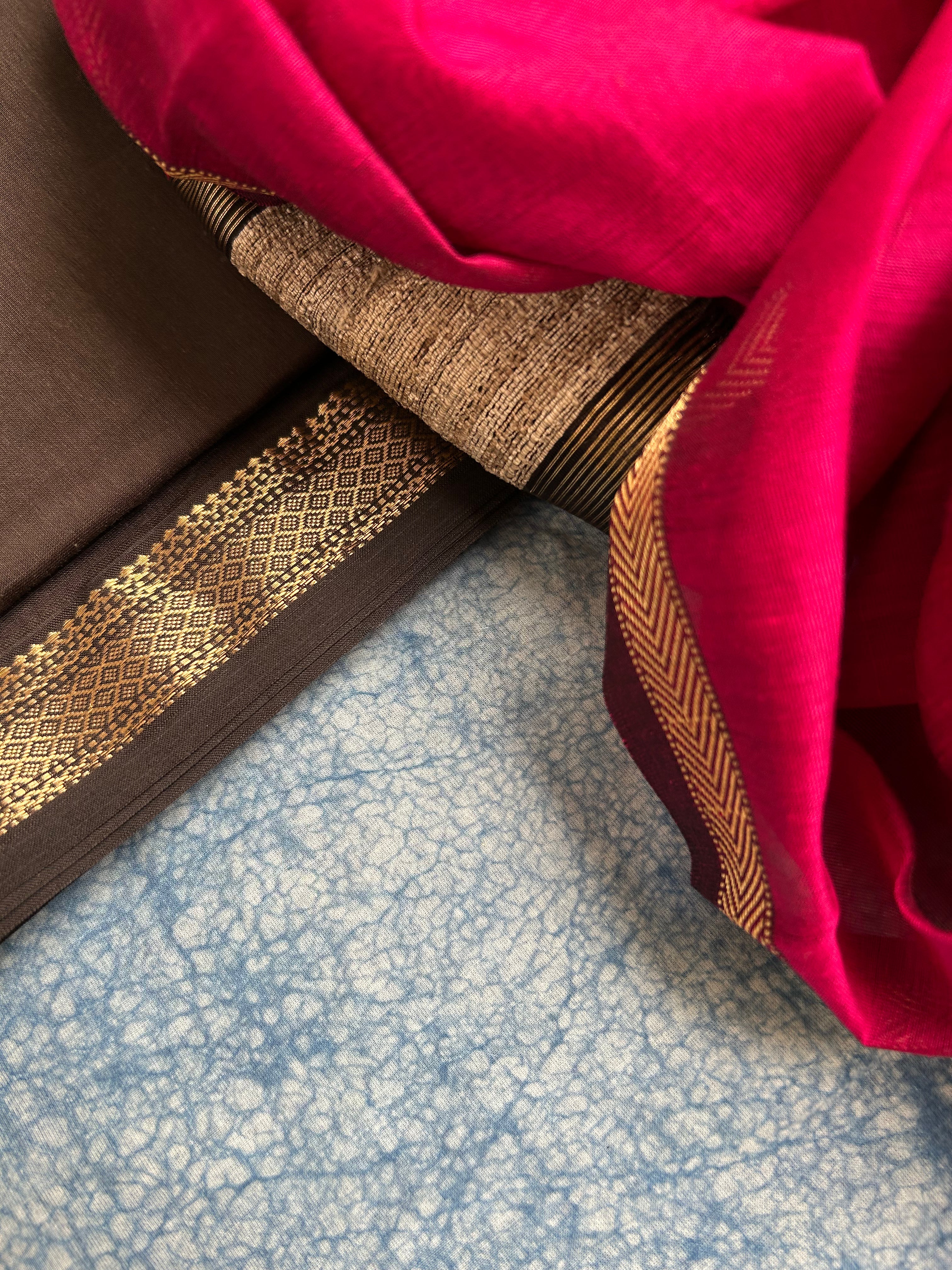 Handwoven Maheshwari Kurta Dupatta Set