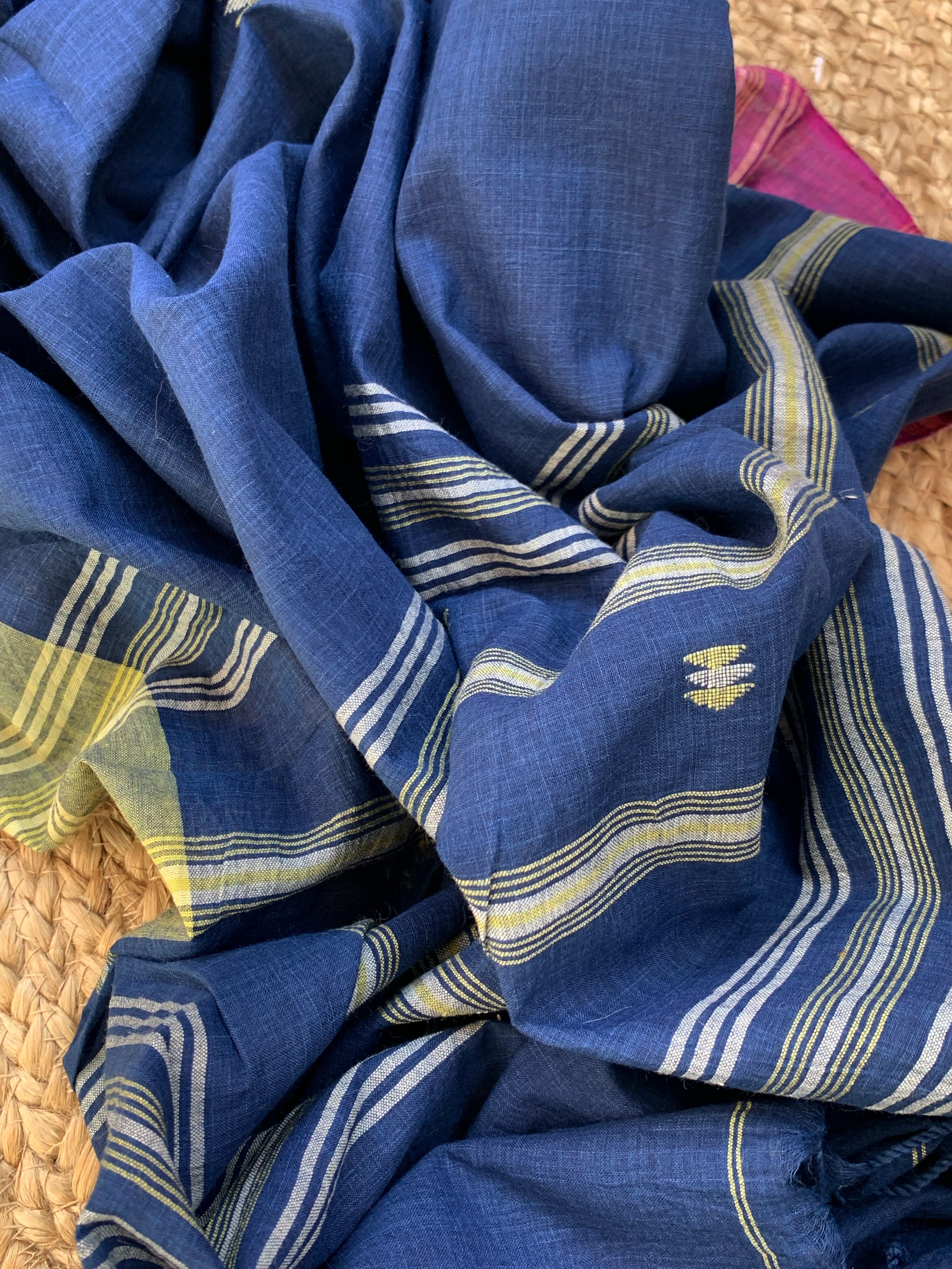 Nisha - Handwoven Bengal Jamdani Kurta Dupatta set