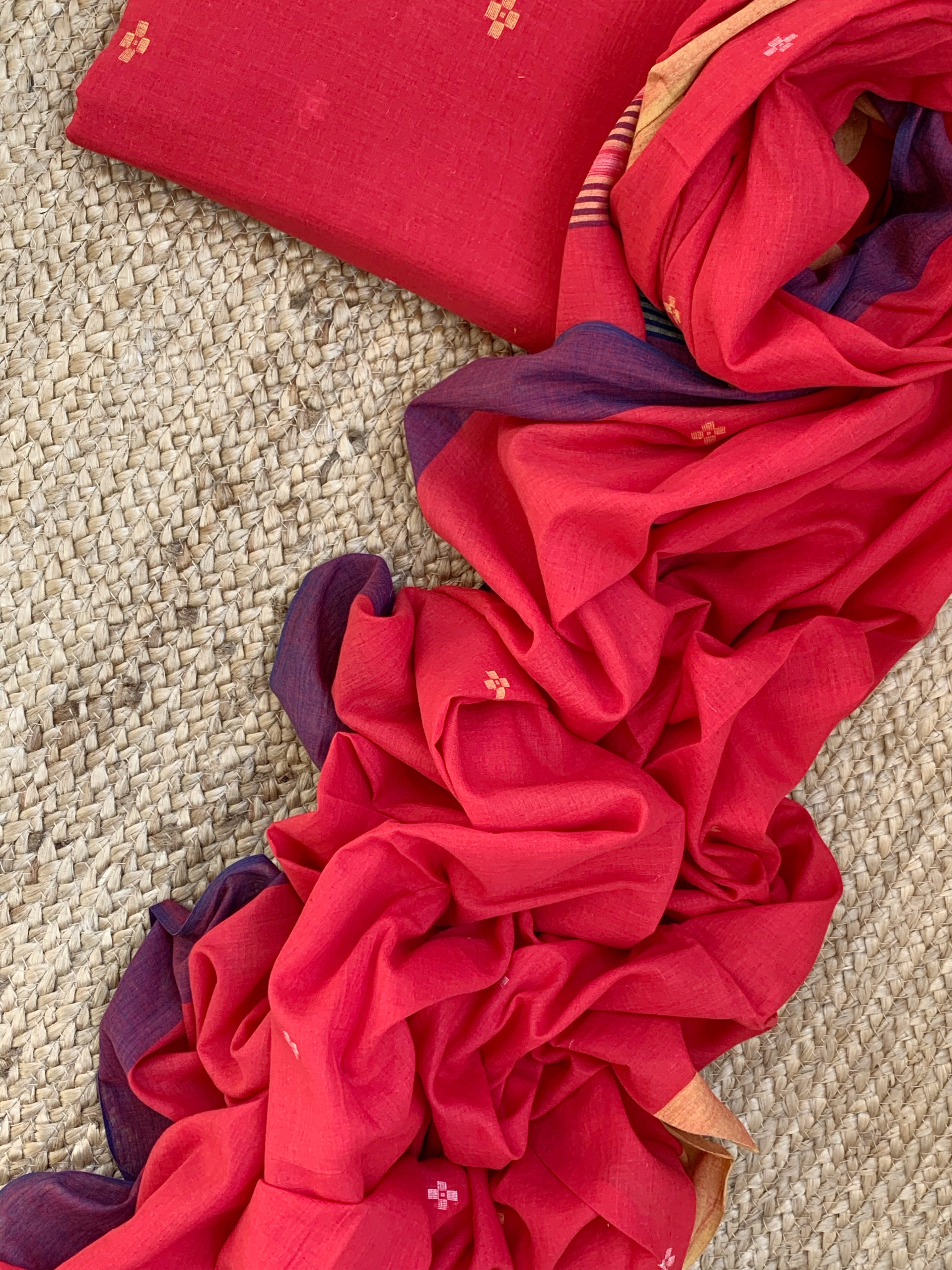 Kumkum - Handwoven Bengal Jamdani Kurta Dupatta set