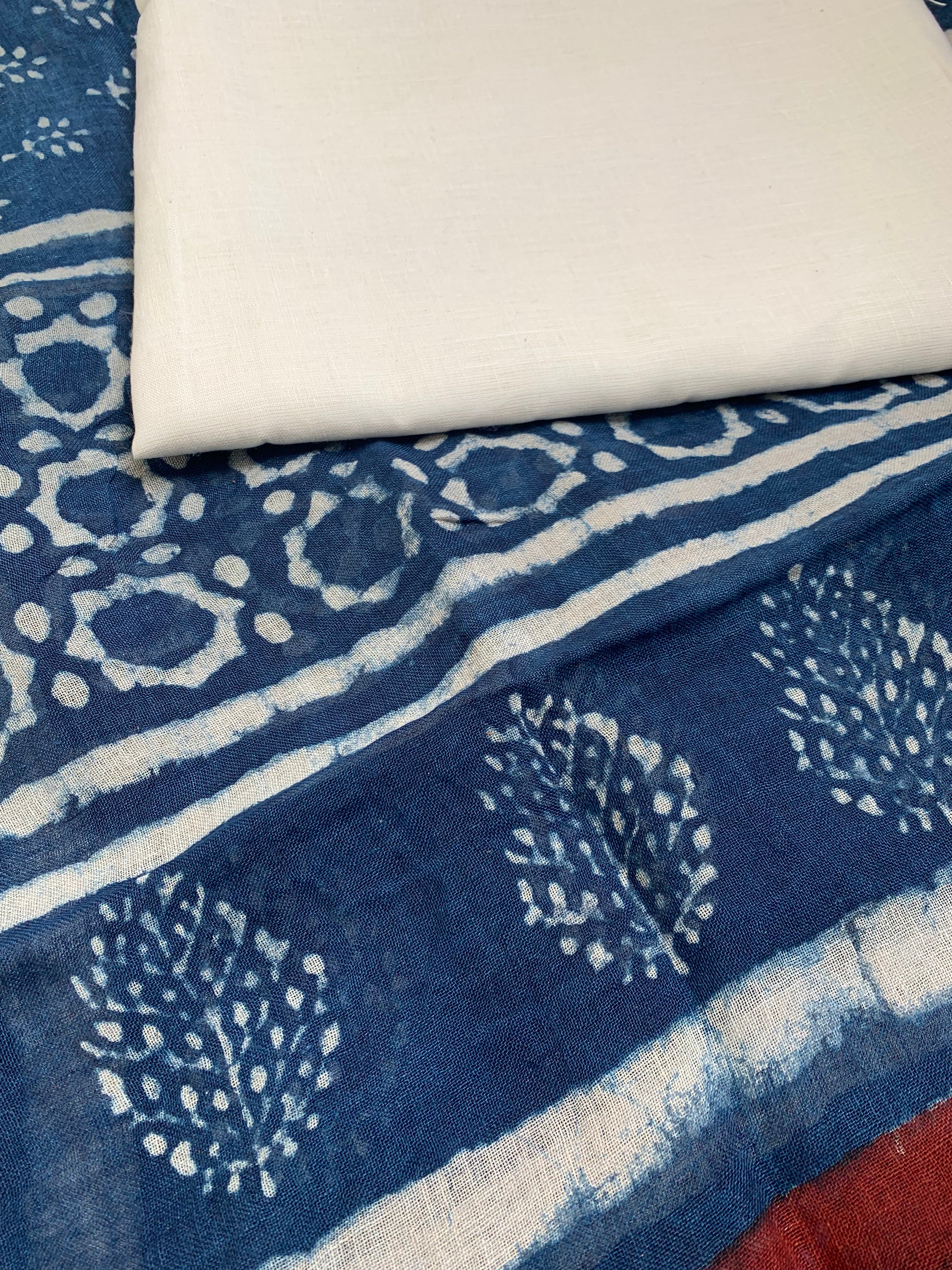 Handcrafted Linen Kurta Dupatta Set