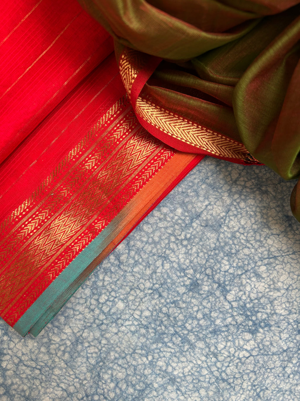Handwoven Maheshwari Kurta Dupatta Set