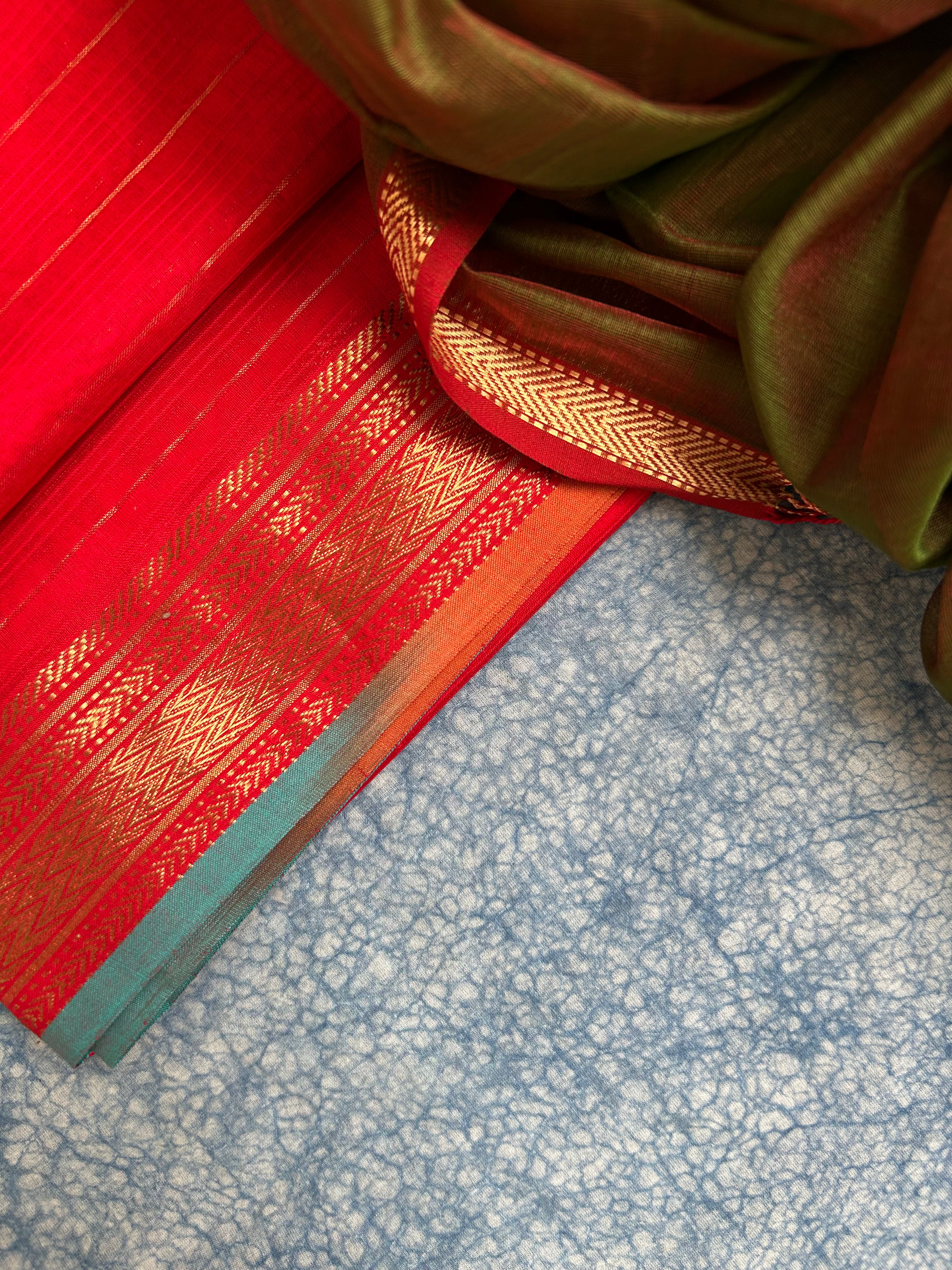 Handwoven Maheshwari Kurta Dupatta Set