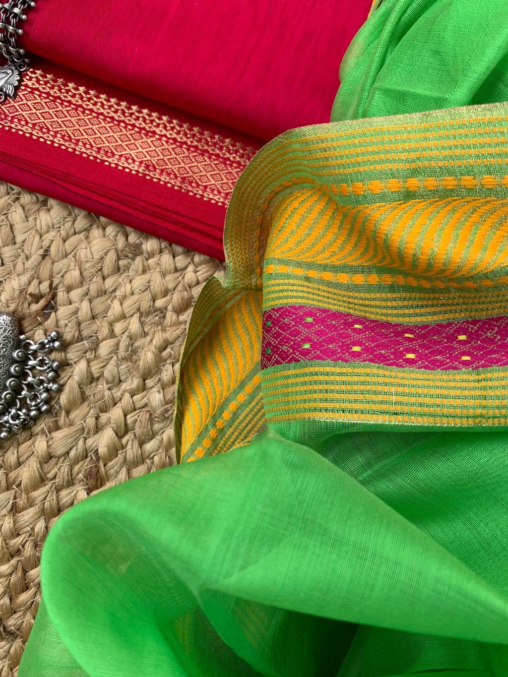 Handwoven Maheshwari Kurta dupatta set
