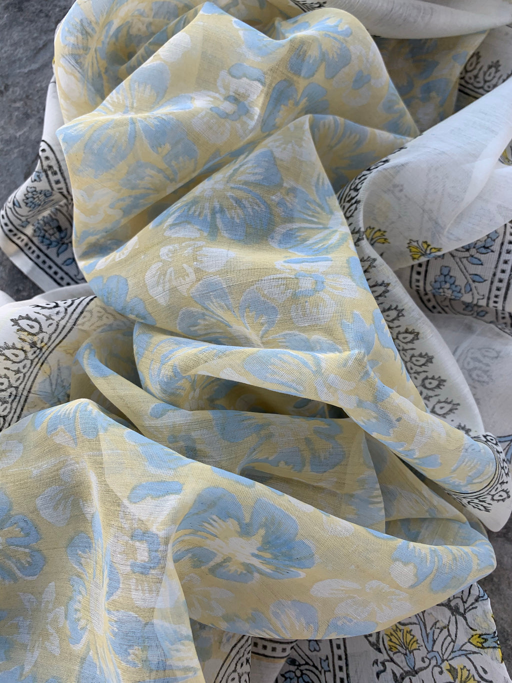 Handwoven Maheshwari Kurta dupatta set