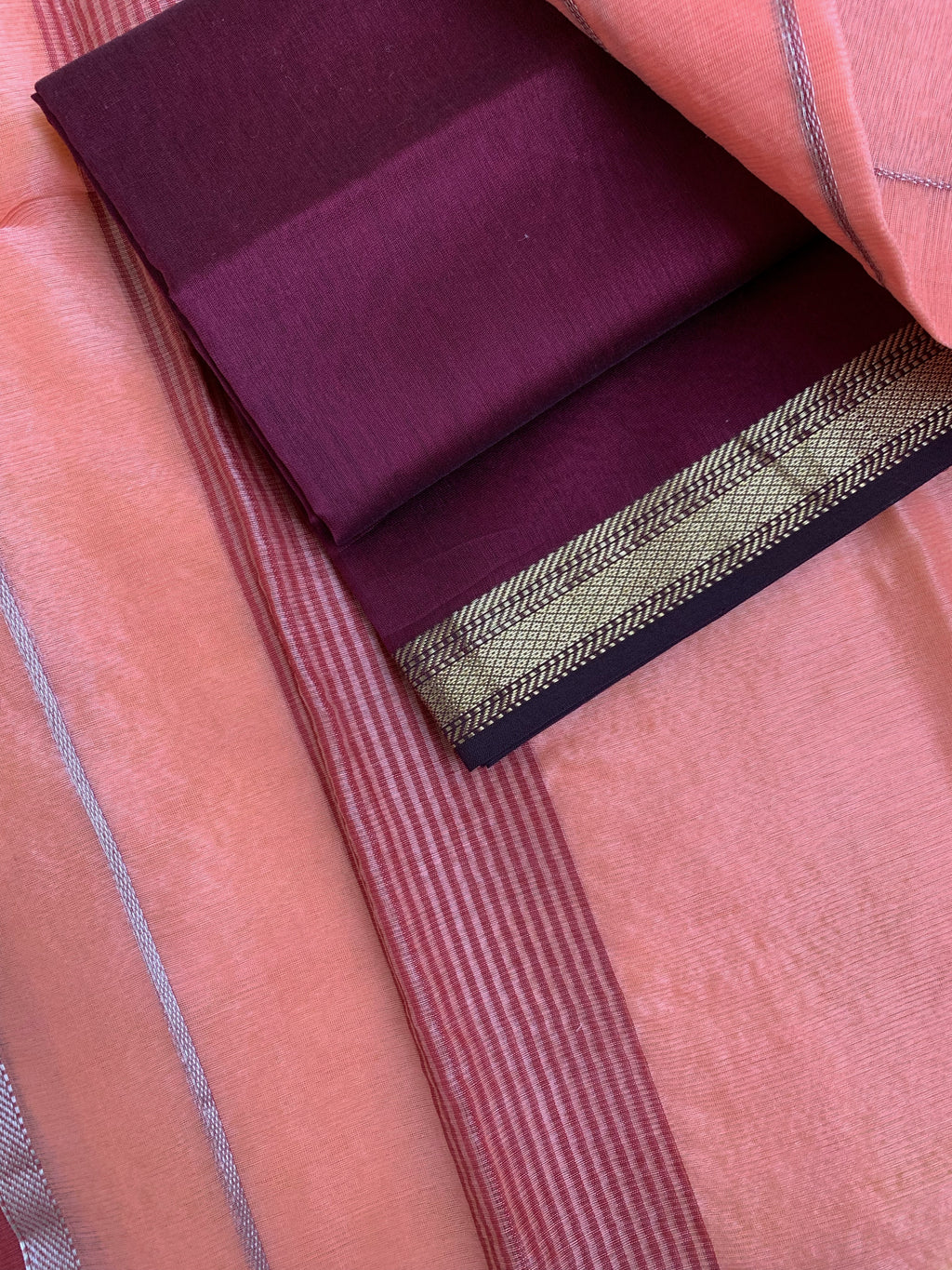 Handwoven Maheshwari Kurta dupatta set