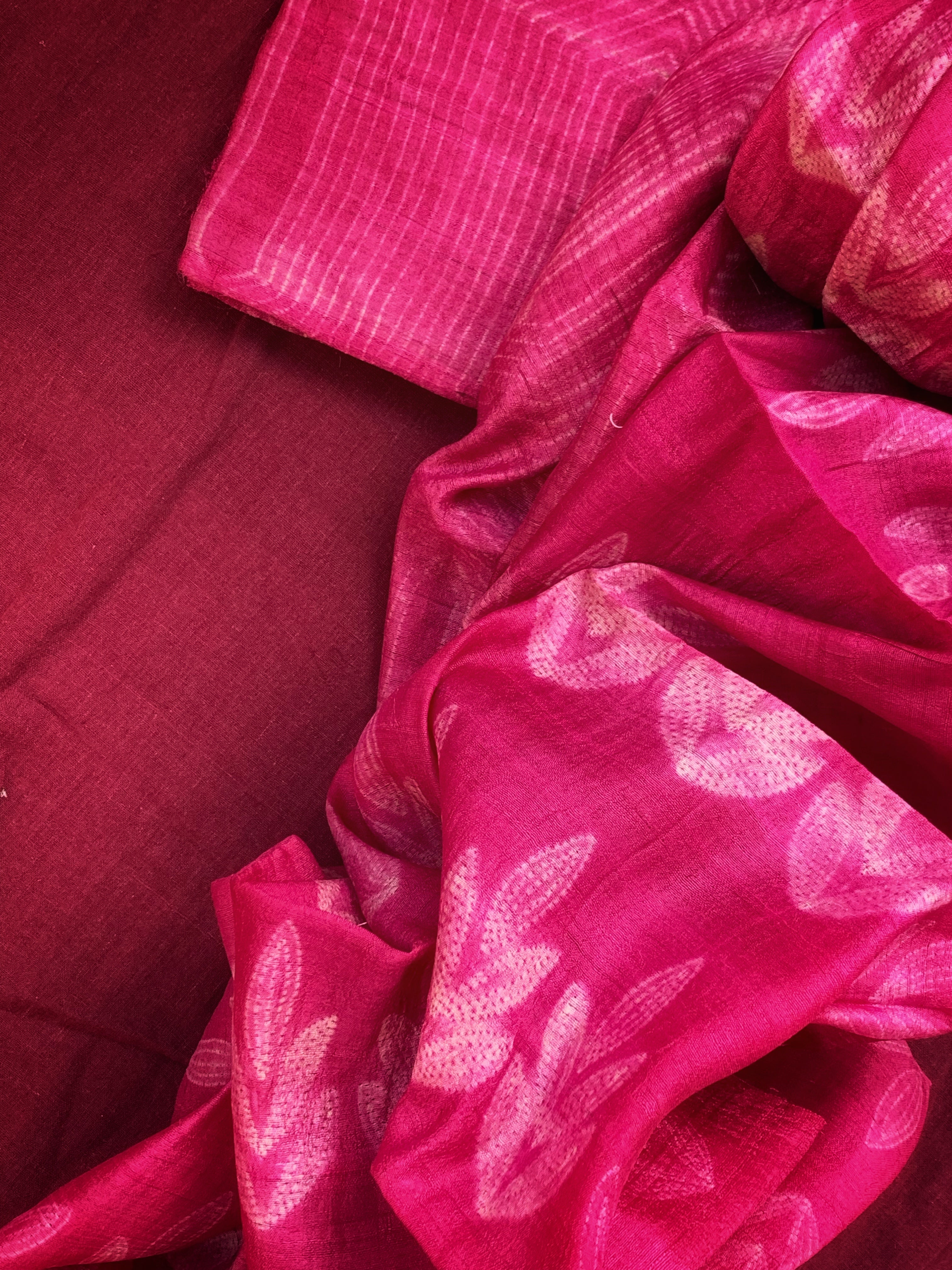 Handwoven & Handmade Tussar Shibori Kurta Dupatta Set - Rose Pink
