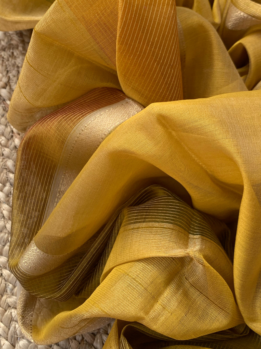 Handwoven Maheshwari Kurta dupatta set
