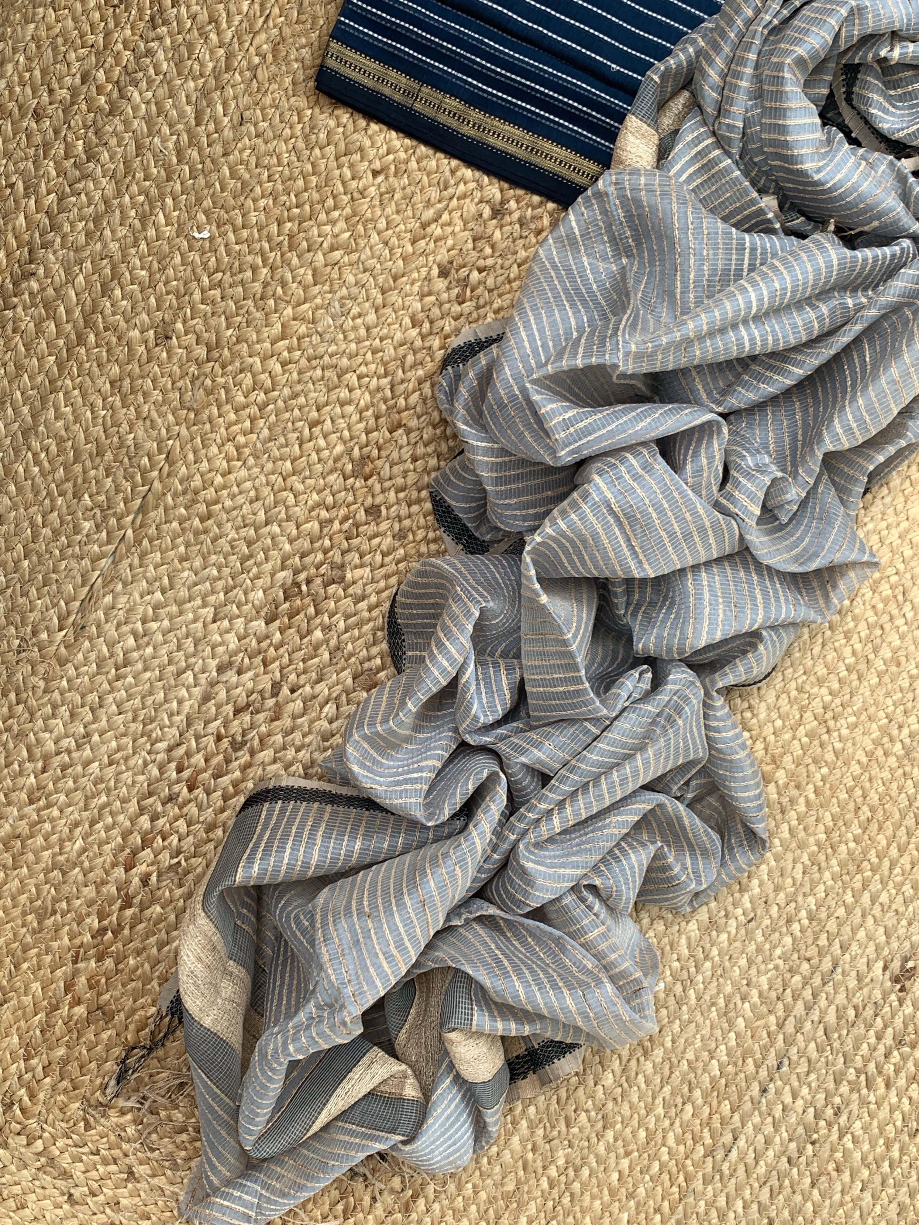 Handwoven Maheshwari Kurta dupatta set