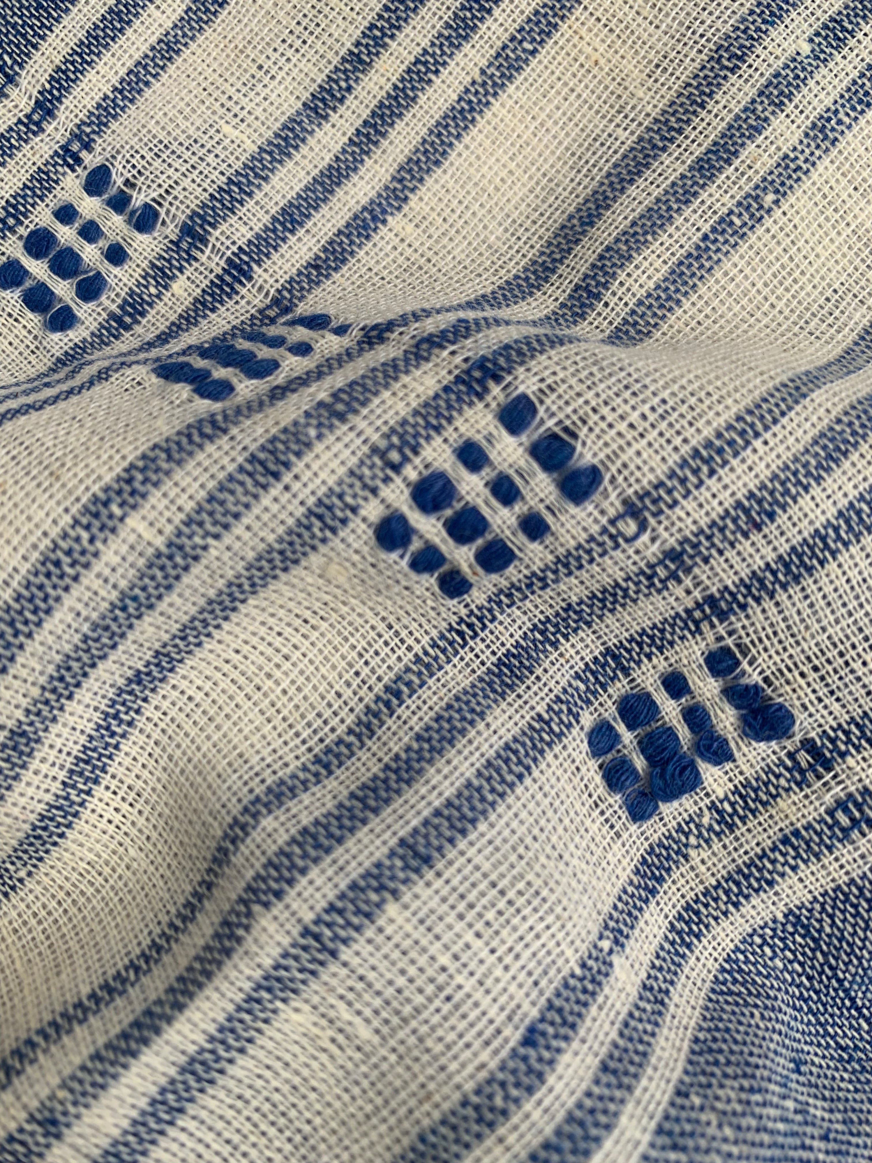 Handcrafted cotton suit