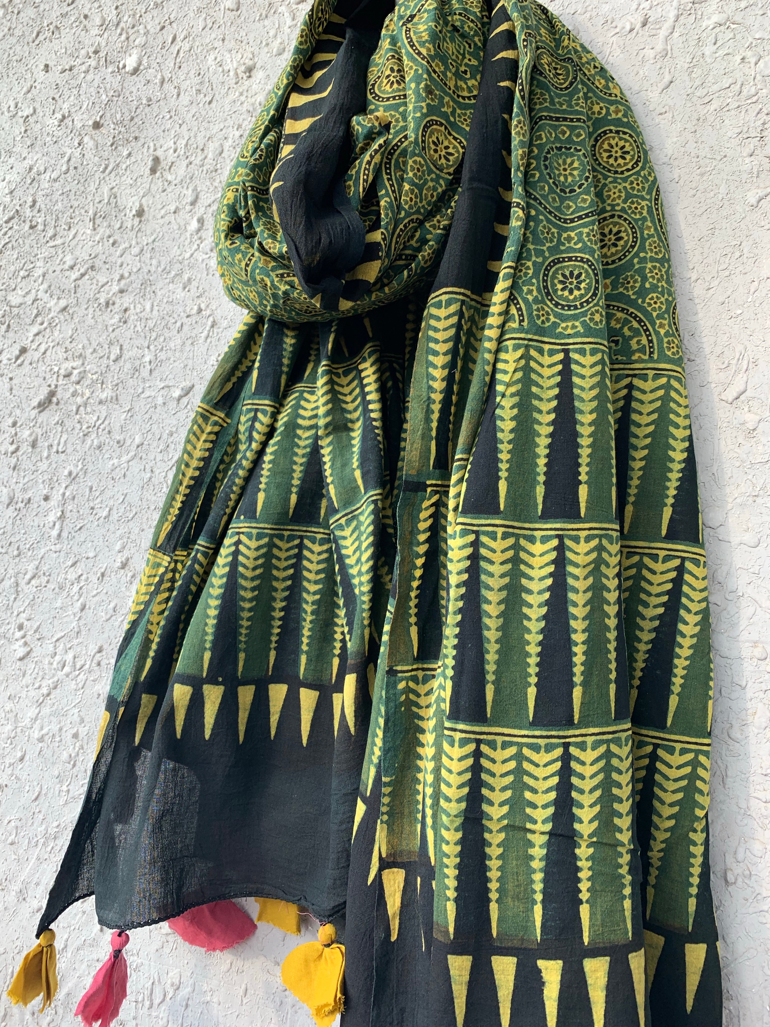 Handblock Ajrakh Dupatta