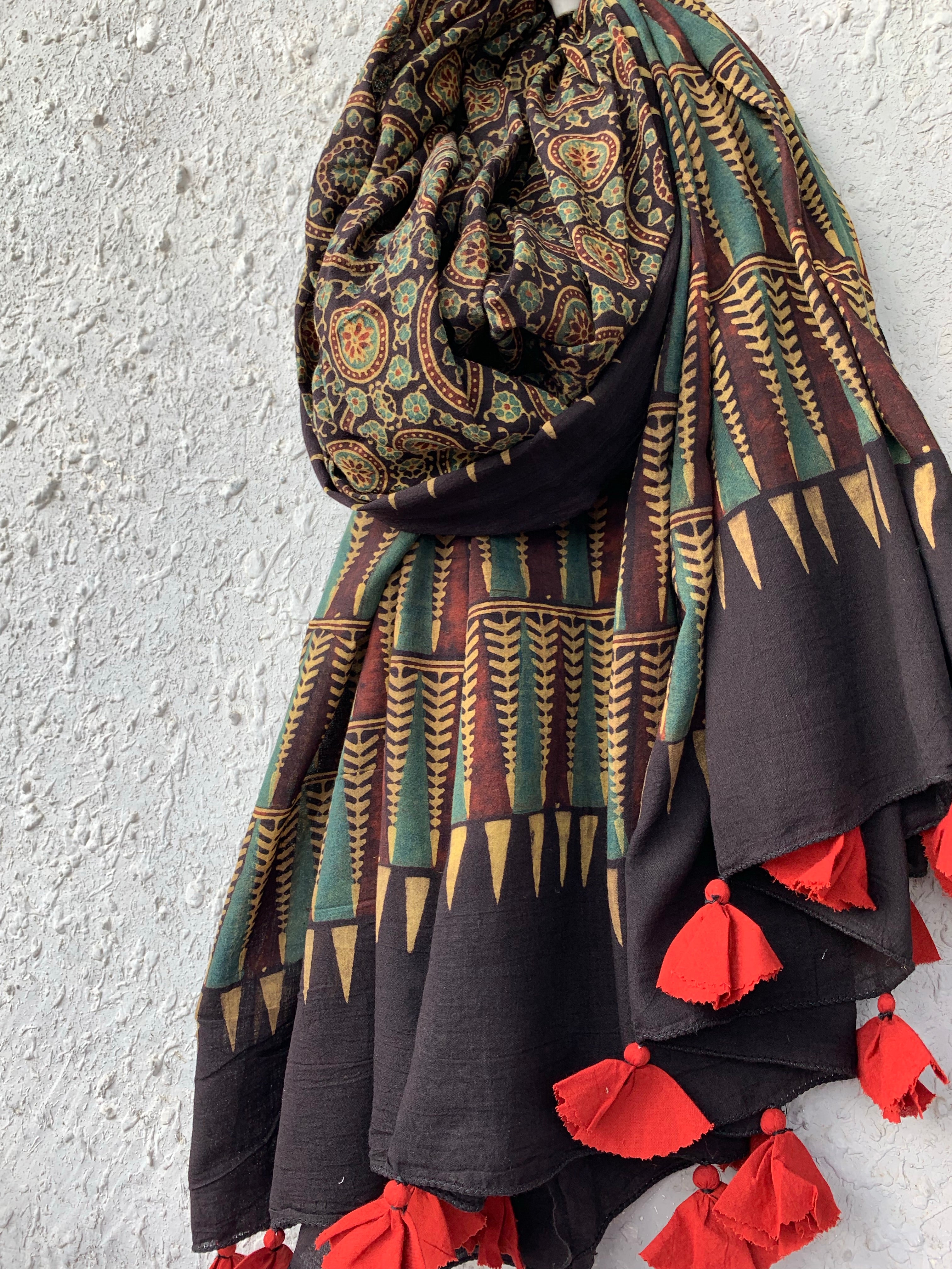 Handblock Ajrakh Dupatta