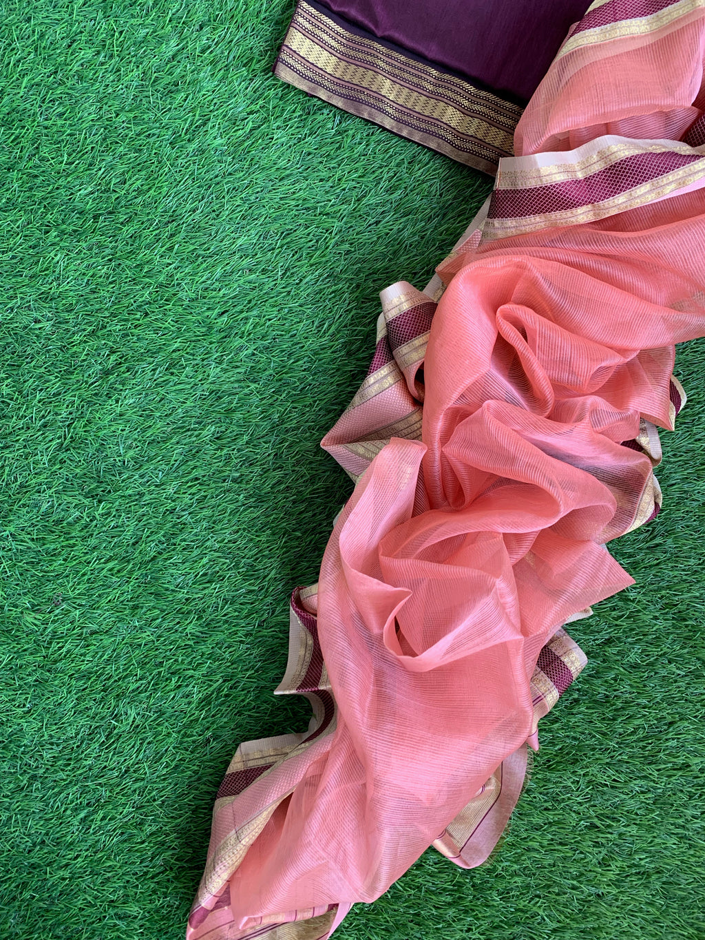 Handwoven Maheshwari Kurta dupatta set