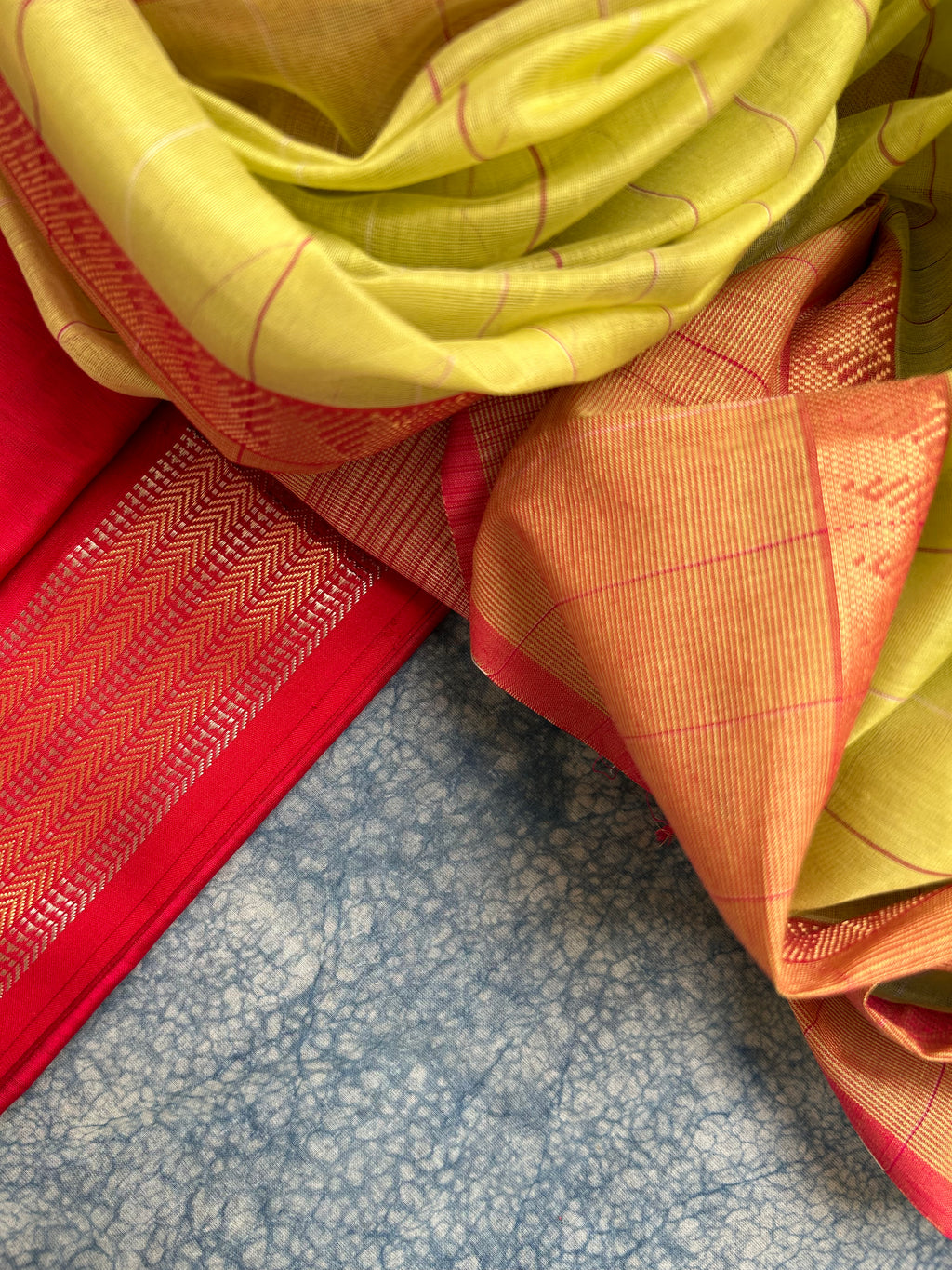 Handwoven Maheshwari Kurta Dupatta Set