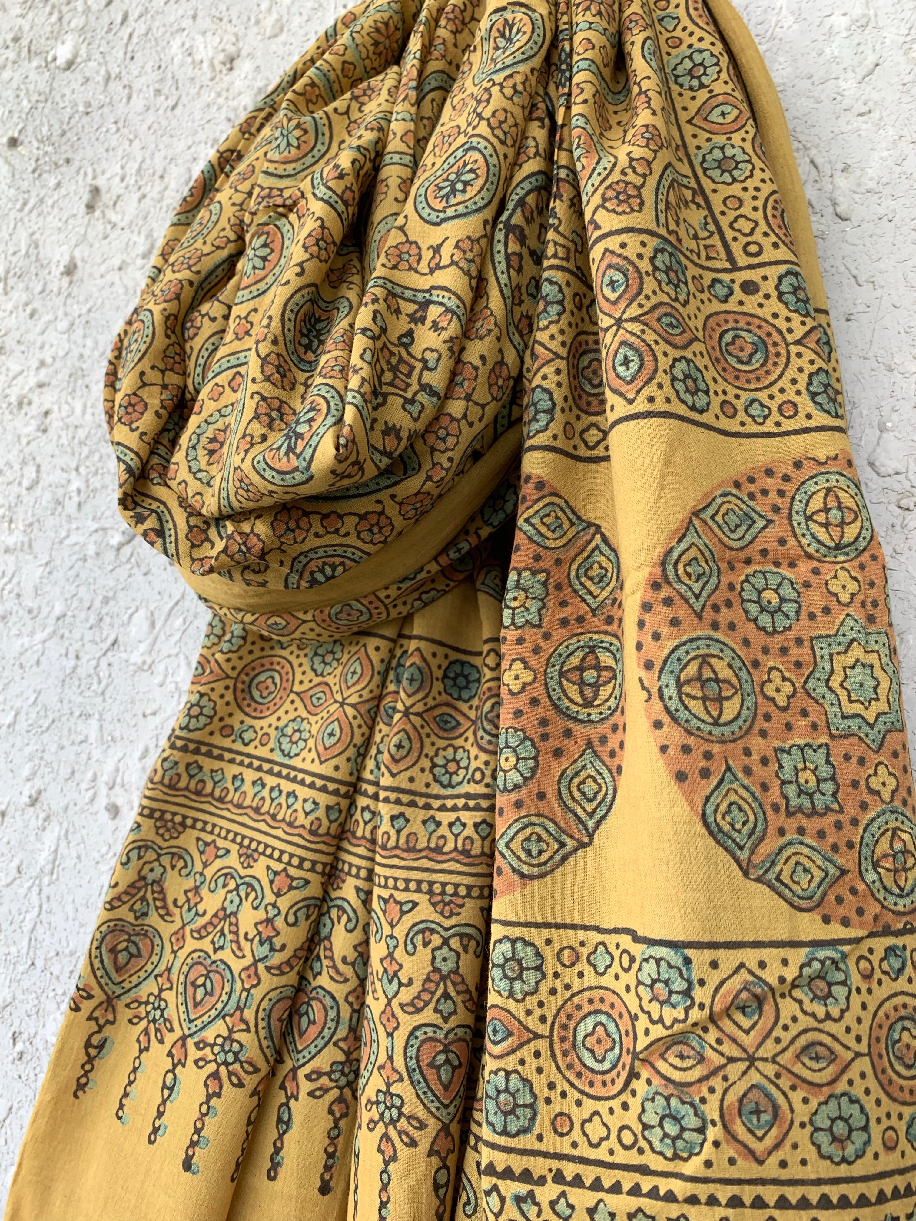 Handblock Ajrakh Dupatta