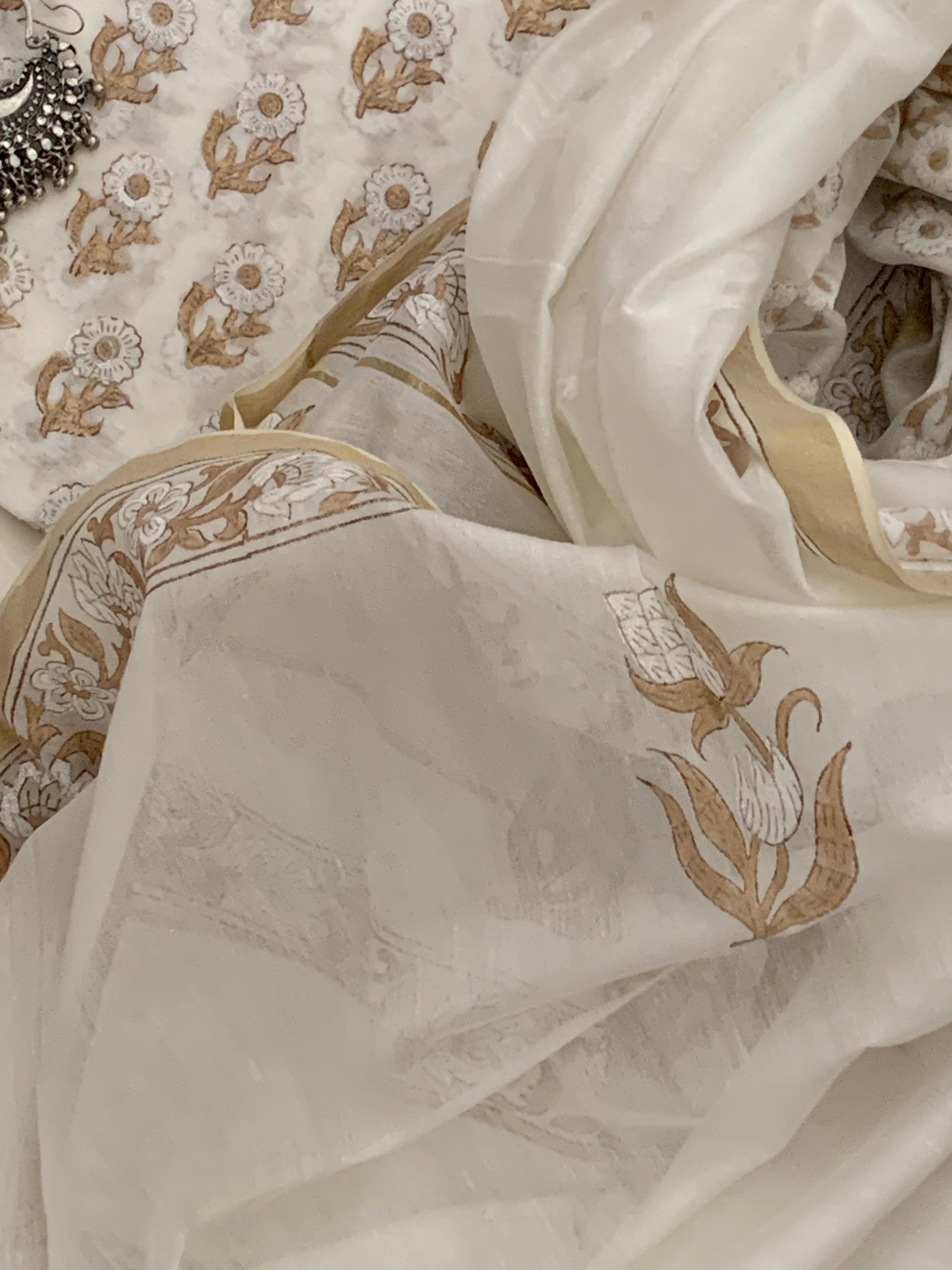 Handblock chanderi suit