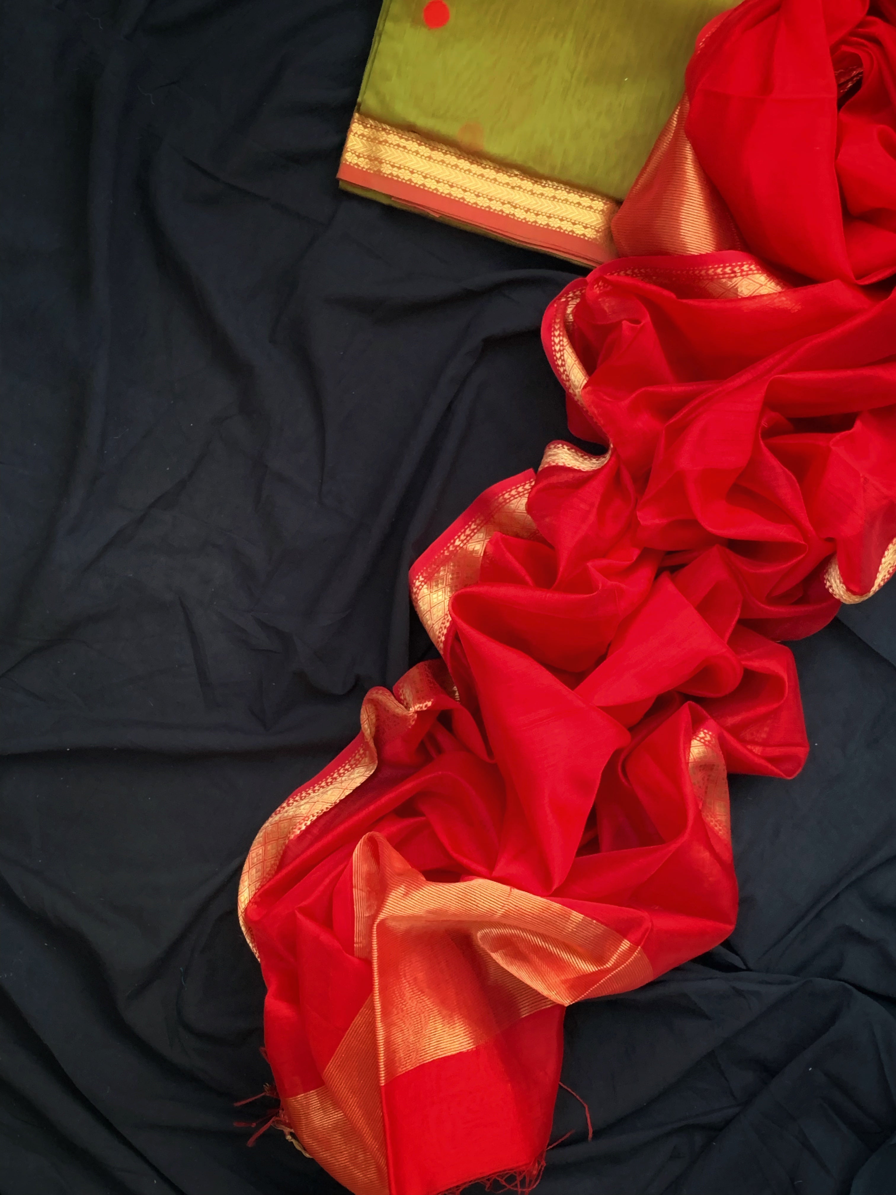 Handwoven Maheshwari Kurta dupatta set