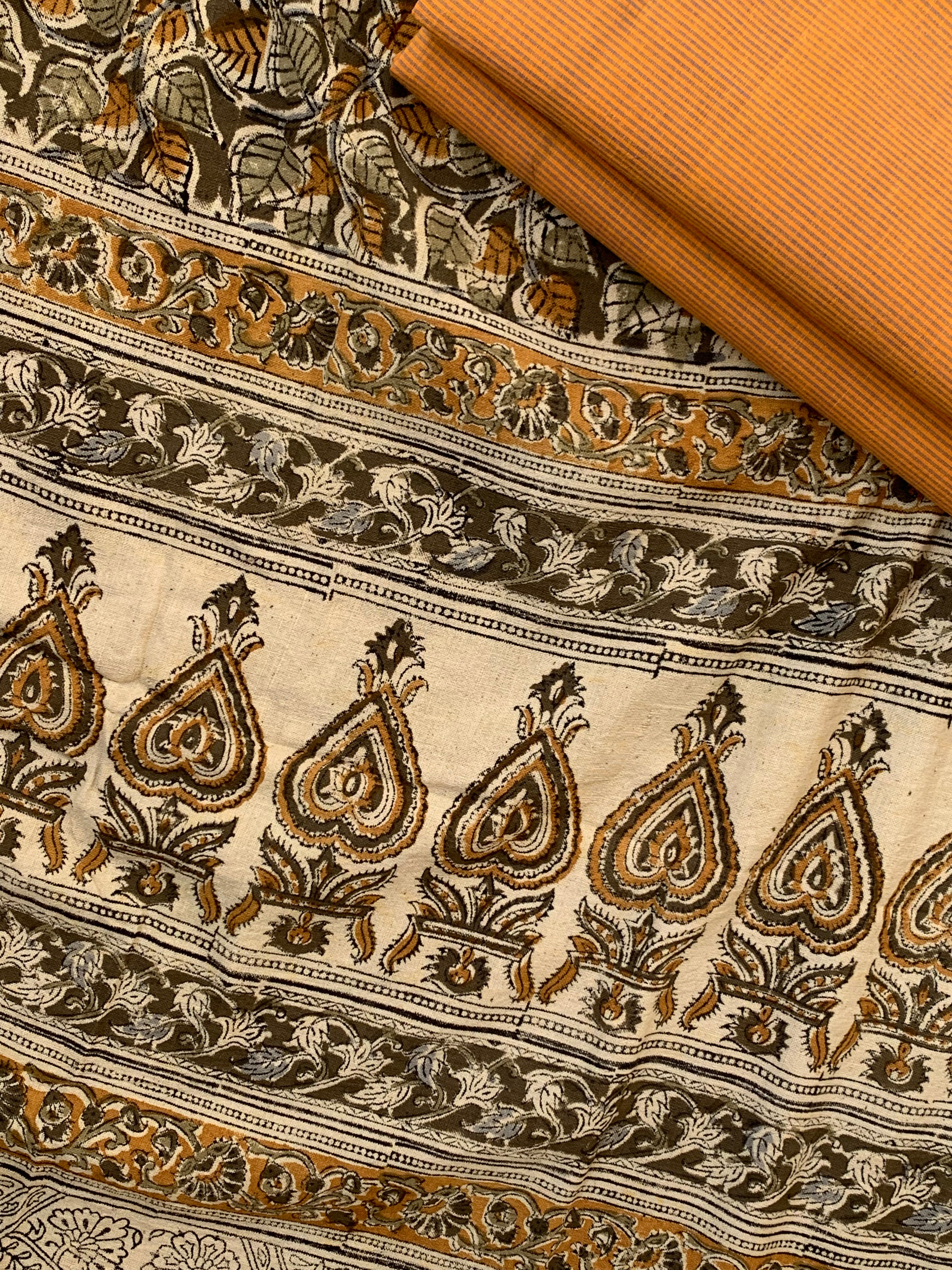 Handwoven Handcrafted Kalamkari Suit