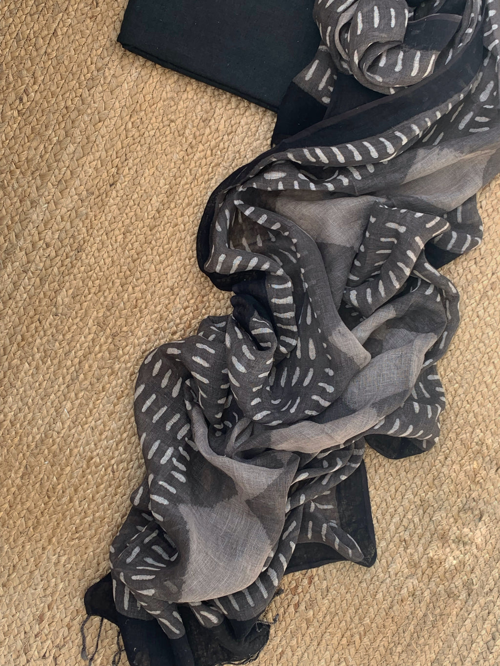 Handcrafted Linen Kurta Dupatta Set