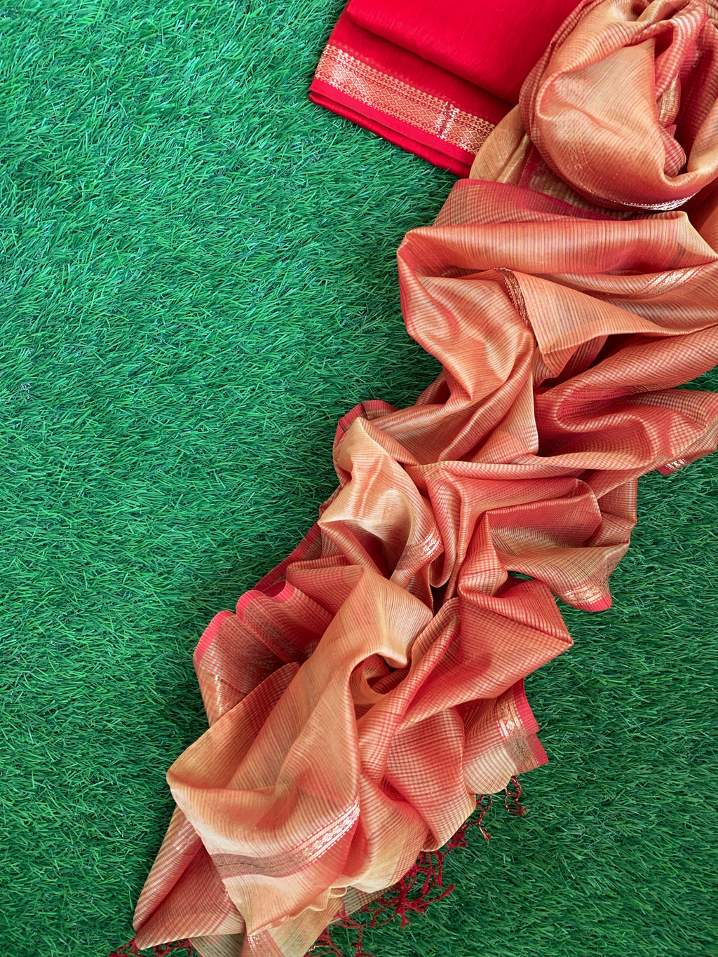 Handwoven Maheshwari Kurta dupatta set