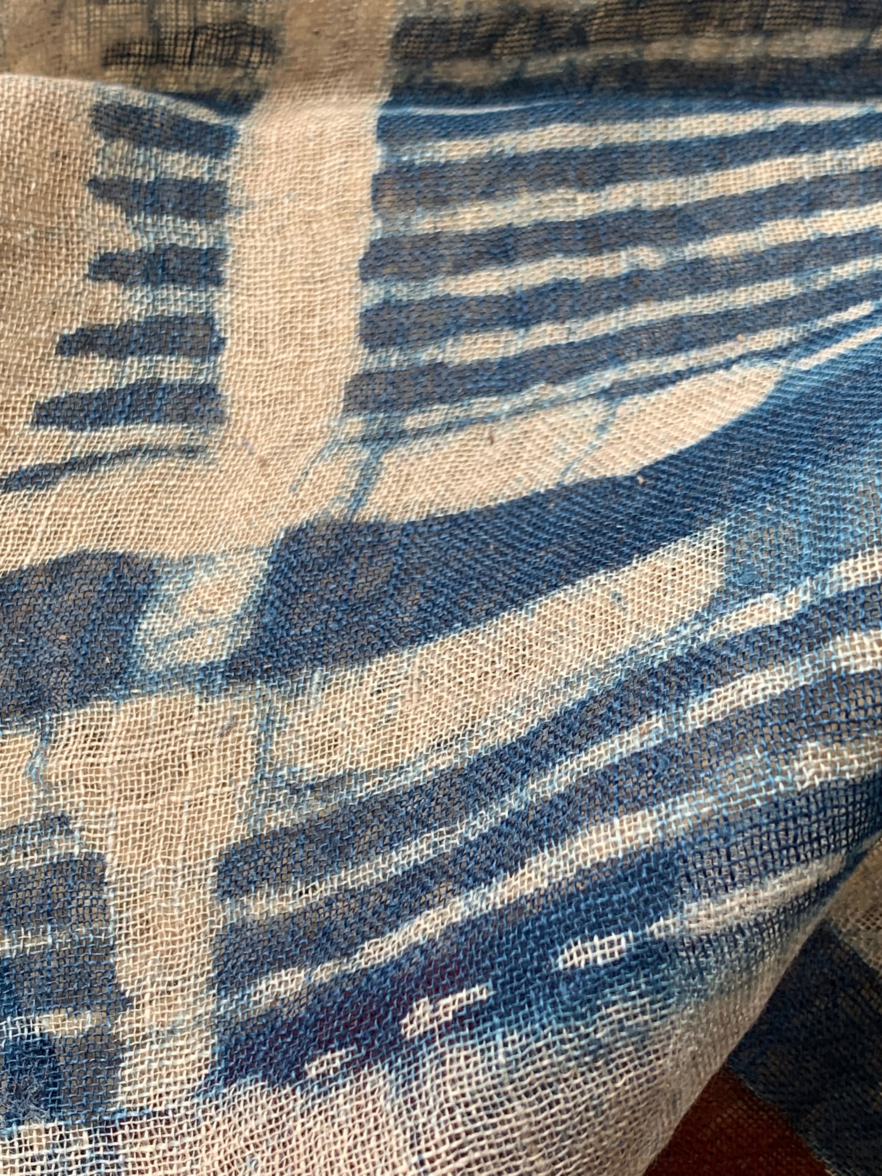 Handcrafted Linen Kurta Dupatta Set