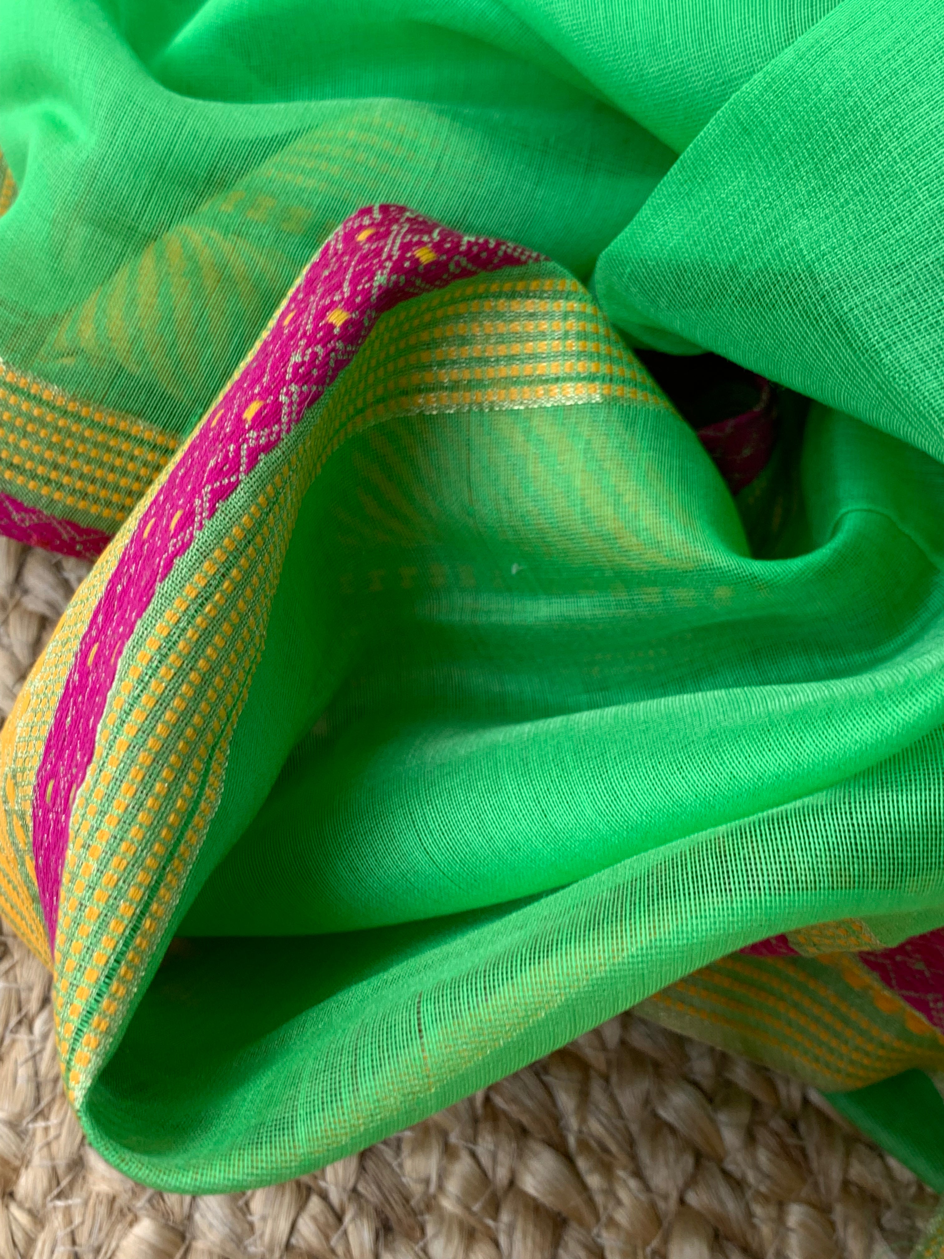 Handwoven Maheshwari Kurta dupatta set