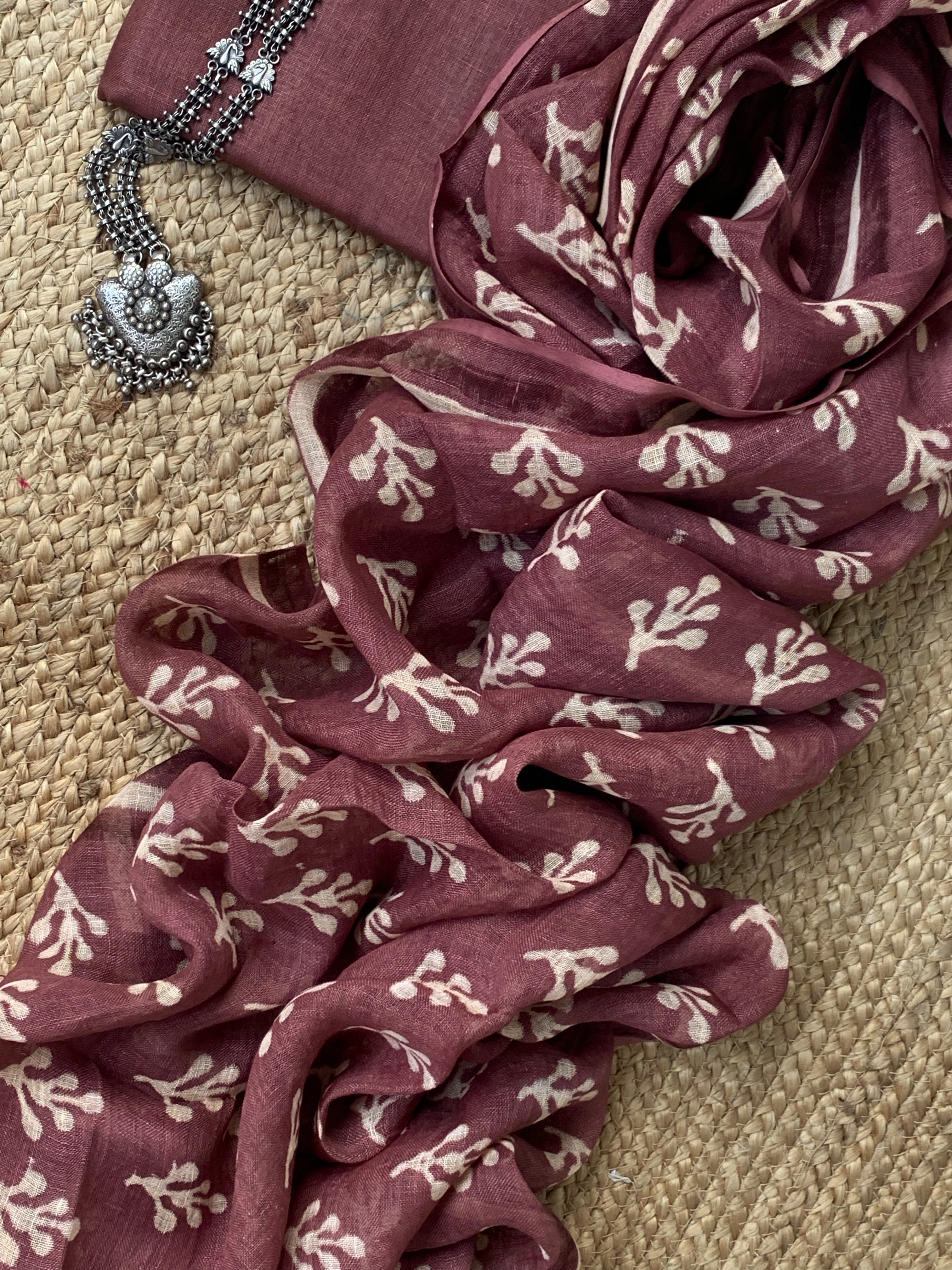 Handcrafted Linen Kurta Dupatta Set