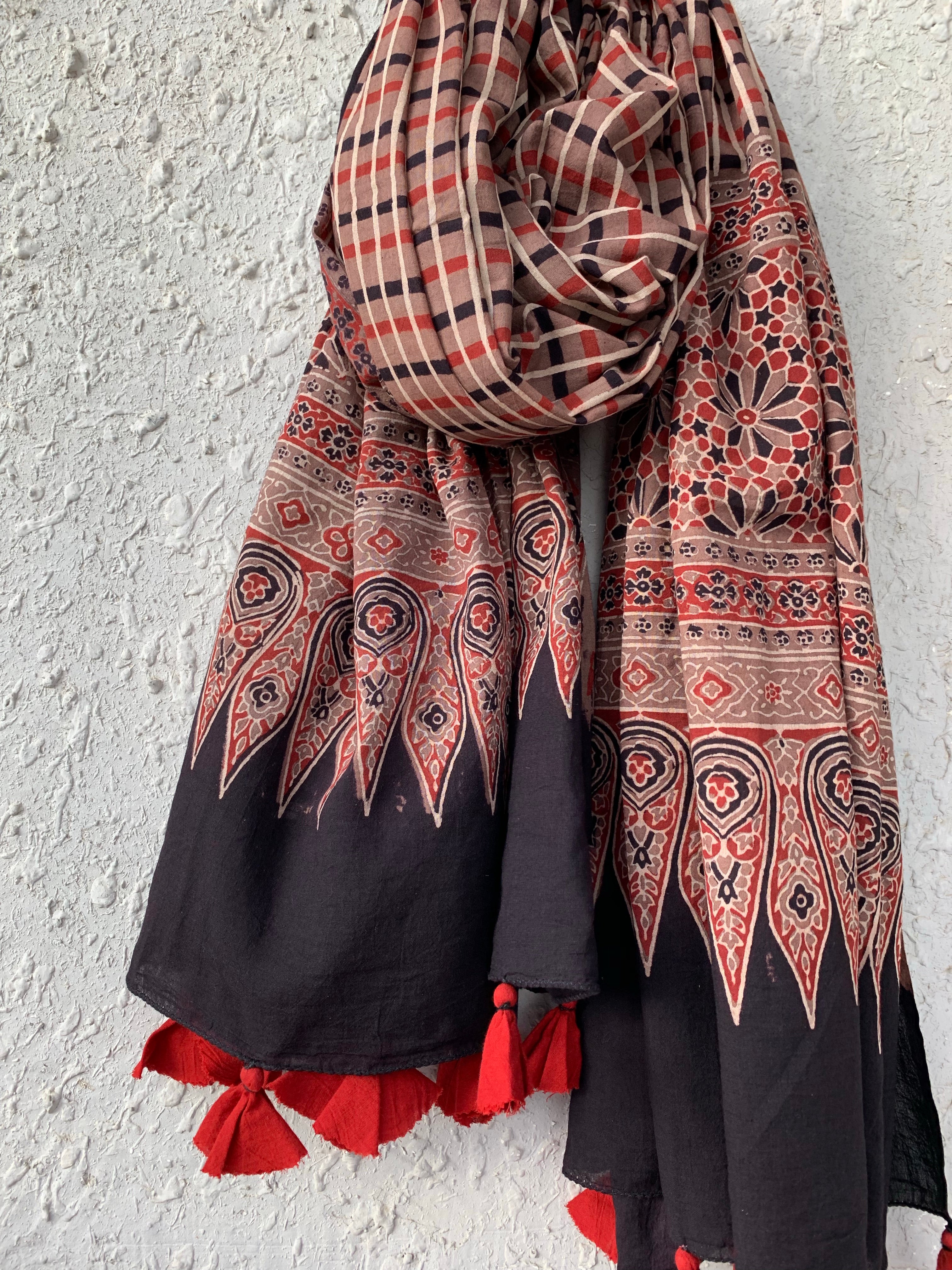 Handblock Ajrakh Dupatta
