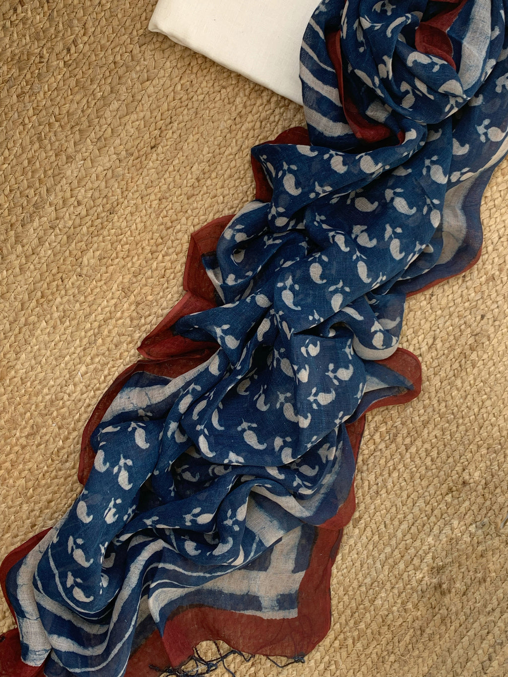 Handcrafted Linen Kurta Dupatta Set